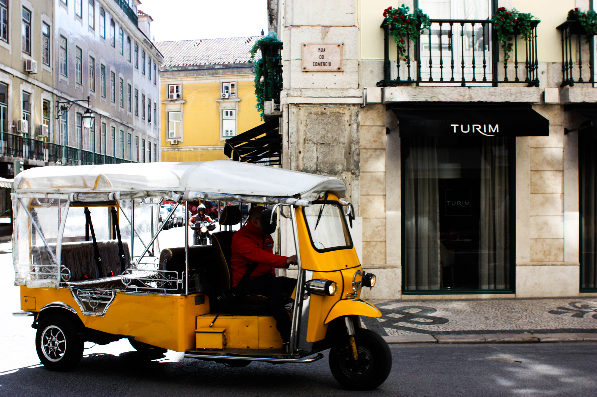 Canon EF 28mm F2.8 sample photo. Lisbon ii photography