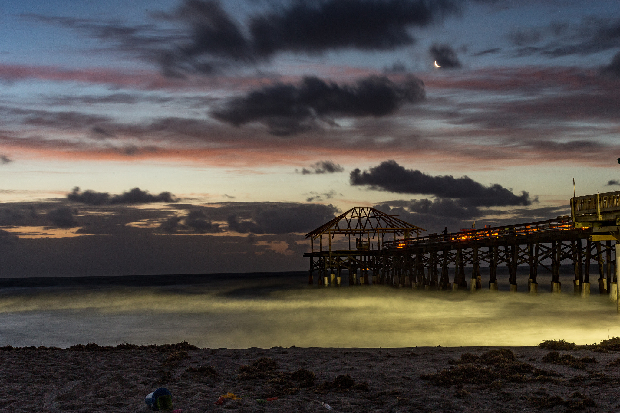 Canon EF 35-135mm f/4-5.6 USM sample photo. Waking up by the shore photography