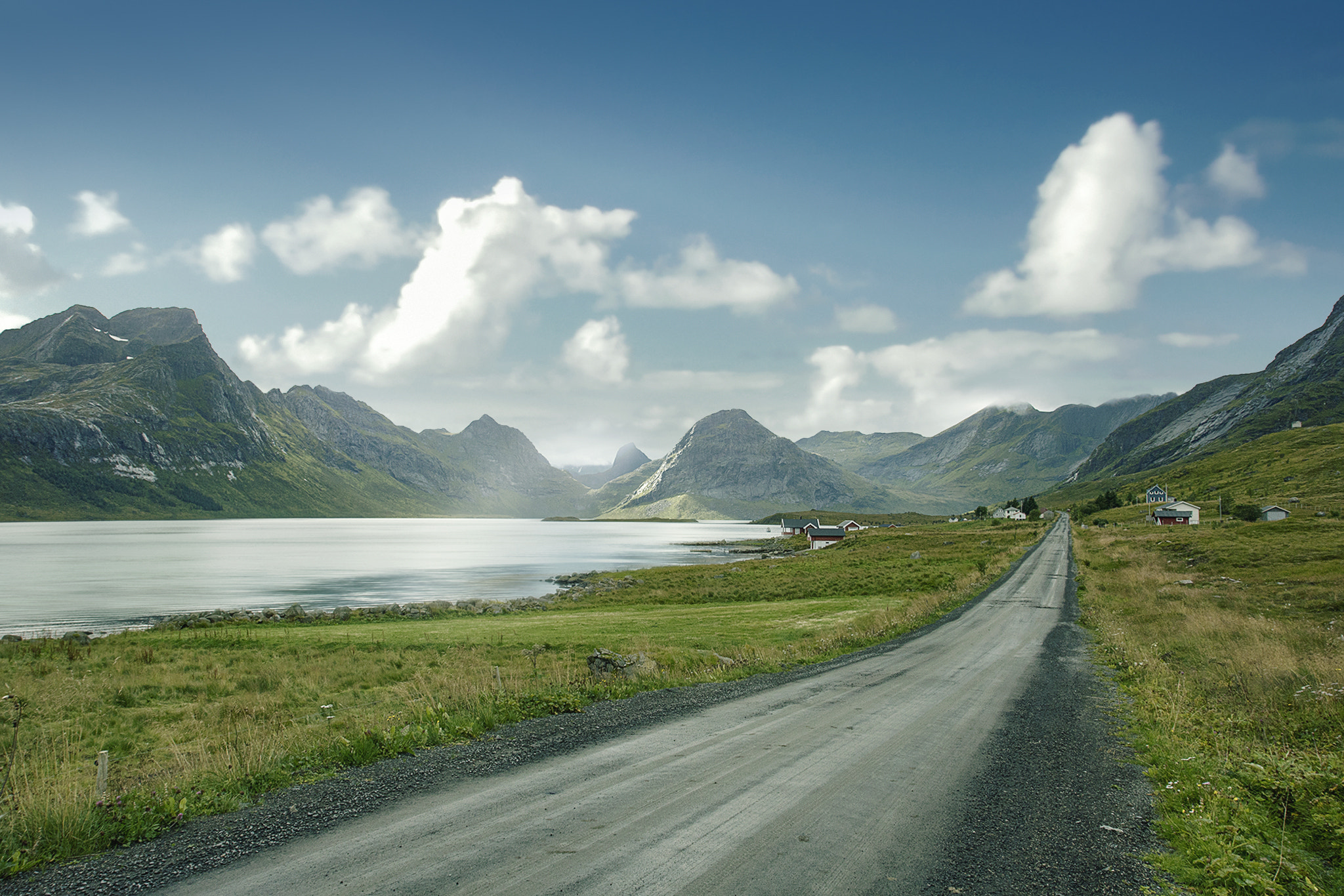 Canon EOS 760D (EOS Rebel T6s / EOS 8000D) + Canon EF-S 17-55mm F2.8 IS USM sample photo. Lofoten, norway photography