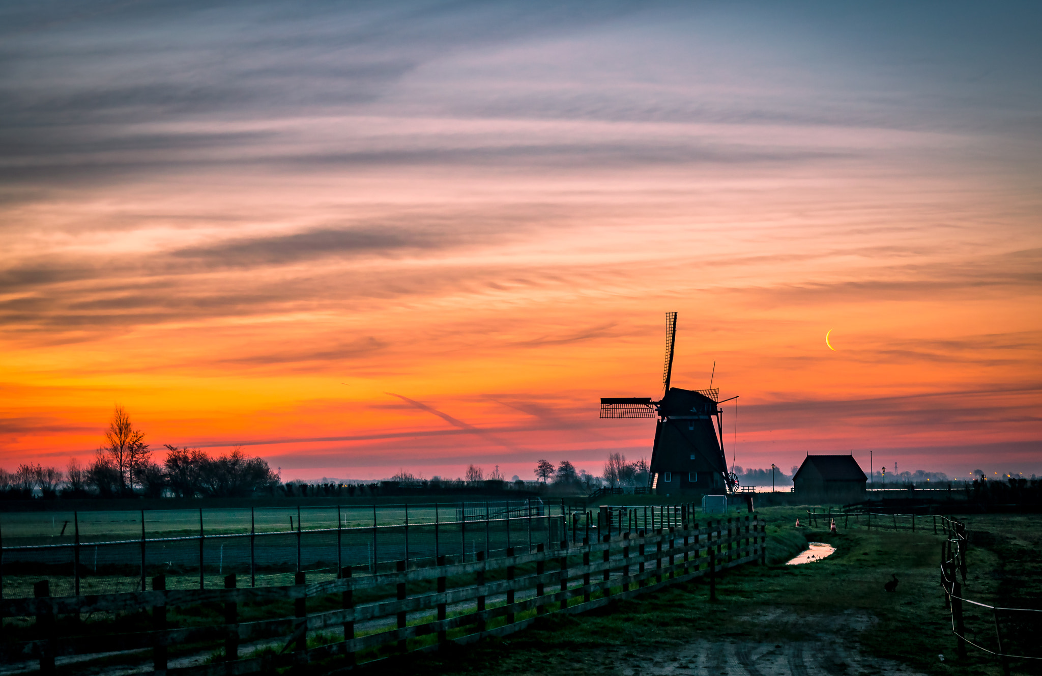 Sigma 17-50mm F2.8 EX DC OS HSM sample photo. The windmill photography
