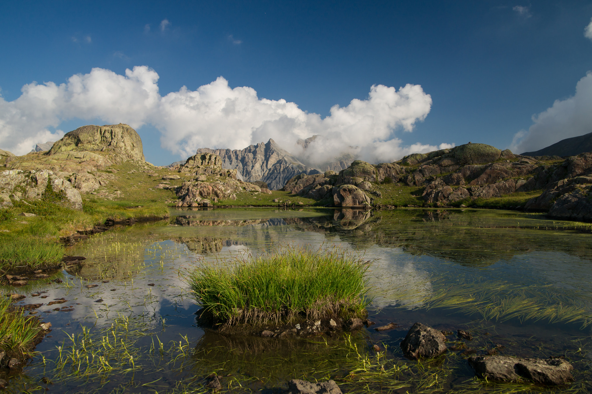 Sony Alpha DSLR-A850 + Sony 28-75mm F2.8 SAM sample photo. Lacs morgon - mercantour - france photography