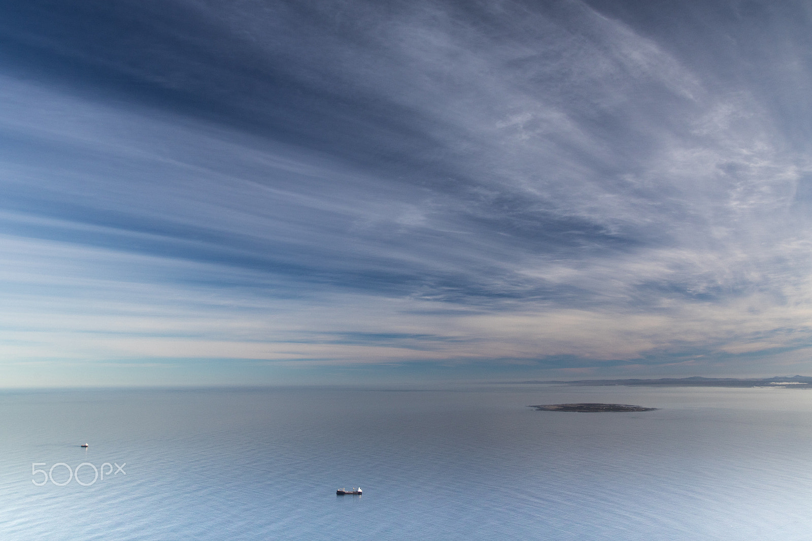 Canon EF 17-40mm F4L USM sample photo. On lions head viewing robben island photography