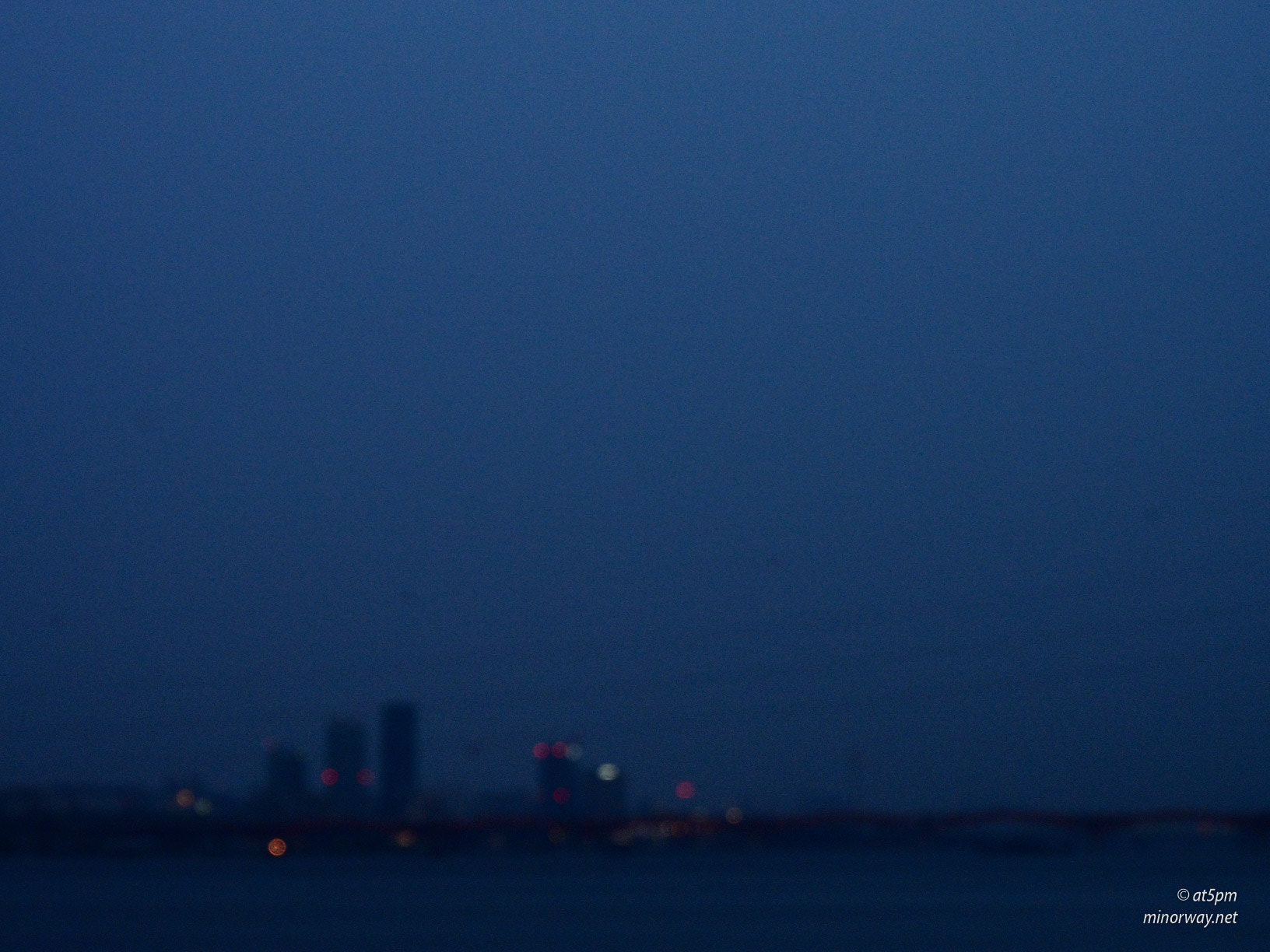 Olympus OM-D E-M5 sample photo. 愁中都市 (city in sorrow) photography