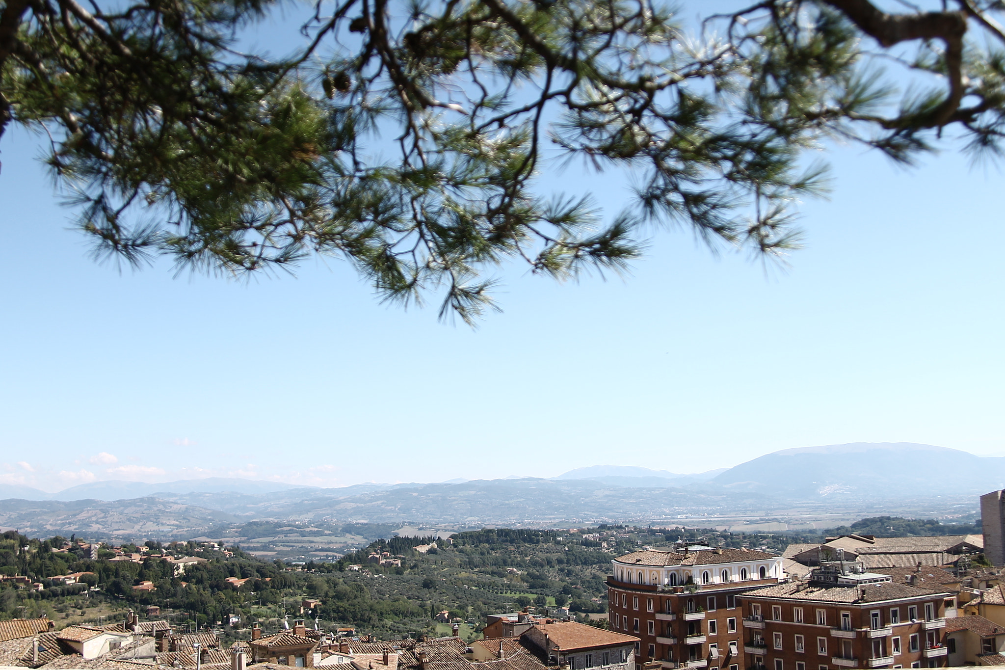 Canon EF 24-85mm F3.5-4.5 USM sample photo. Perugia is so far away photography