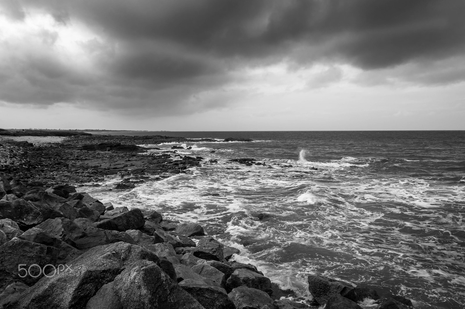 Pentax K-3 II + Sigma 18-200mm F3.5-6.3 II DC OS HSM sample photo. Tempete en normandie photography