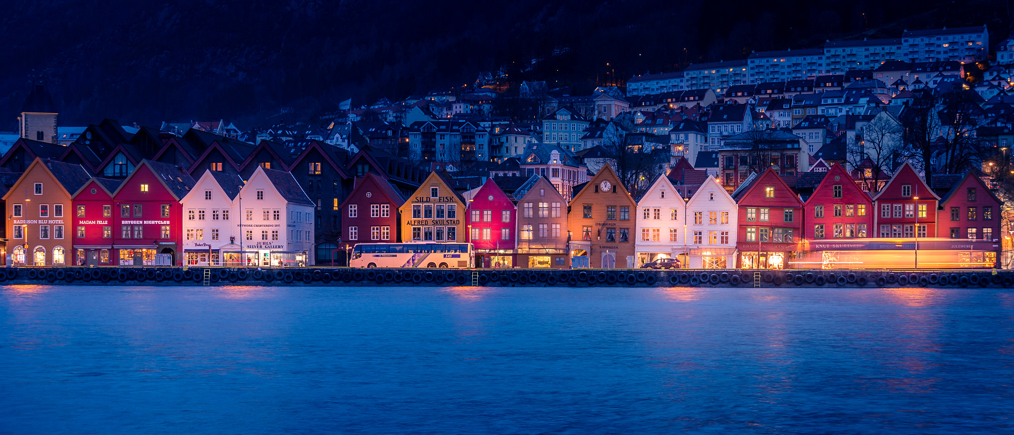 Nikon AF Nikkor 24-85mm F2.8-4D IF sample photo. Good morning bergen photography