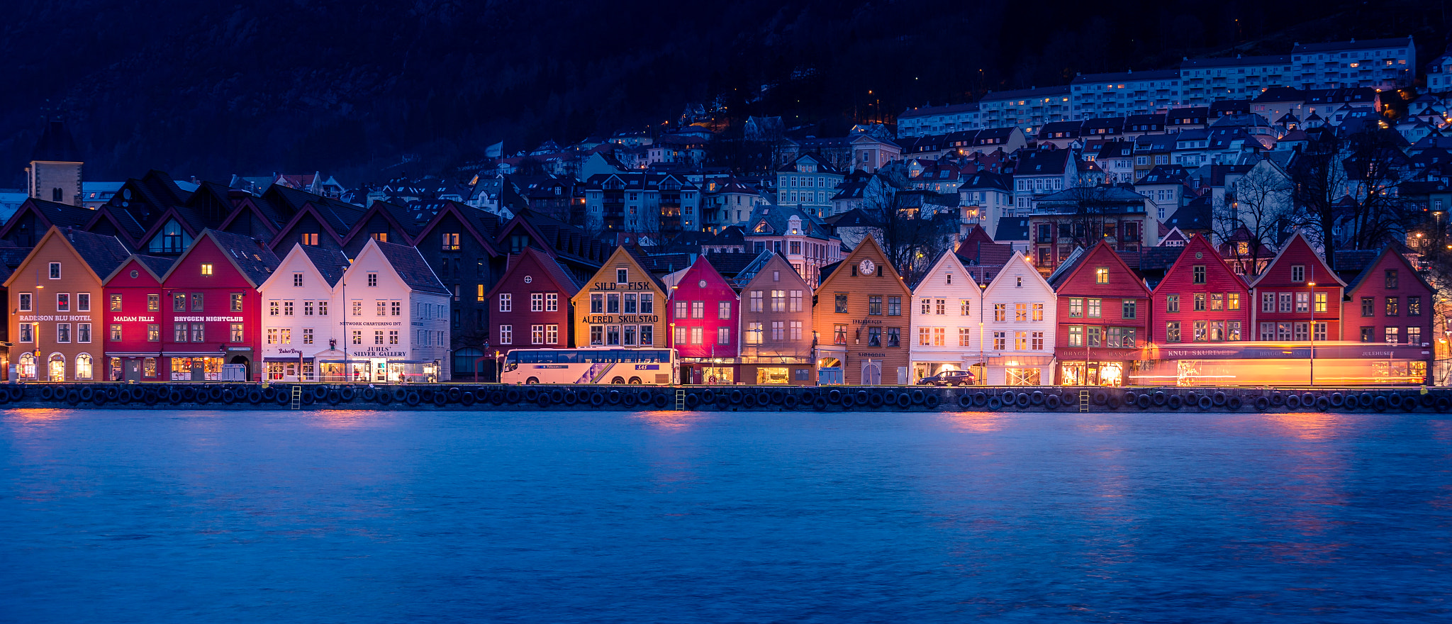 Nikon D600 + Nikon AF Nikkor 24-85mm F2.8-4D IF sample photo. Good morning bergen photography