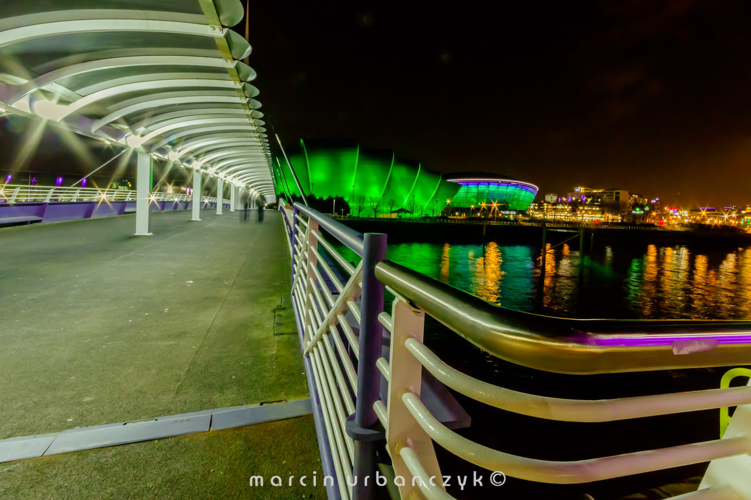 Canon EOS 70D + Sigma 10-20mm F4-5.6 EX DC HSM sample photo. Night lights photography