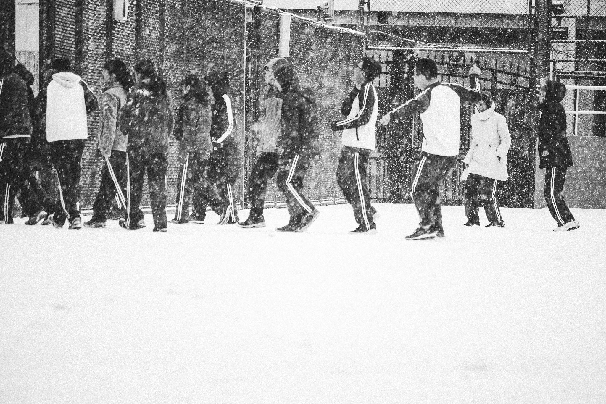 Canon EF-S 55-250mm F4-5.6 IS STM sample photo. People in snow photography