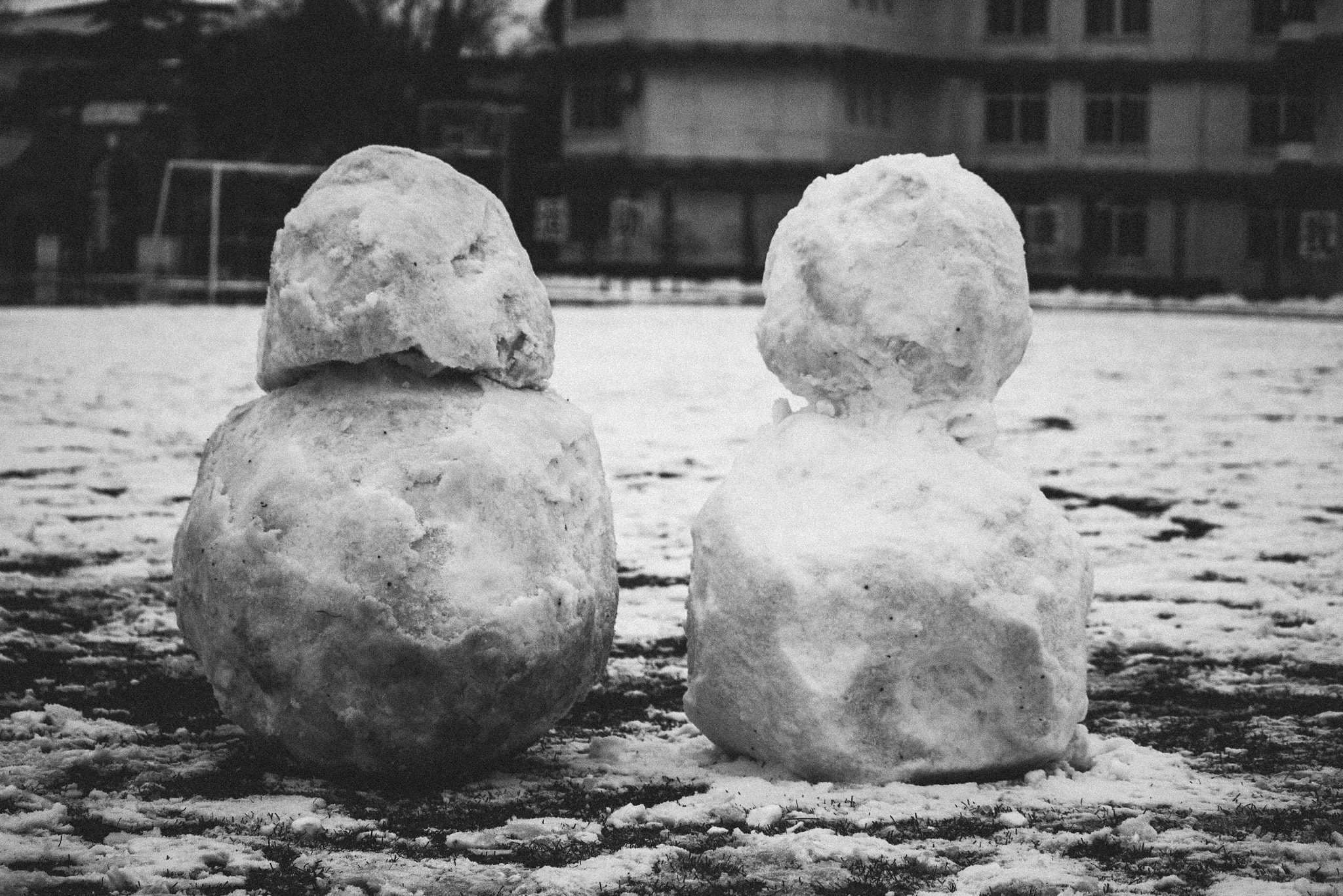 Canon EOS 100D (EOS Rebel SL1 / EOS Kiss X7) + Canon EF-S 55-250mm F4-5.6 IS STM sample photo. Snowman photography