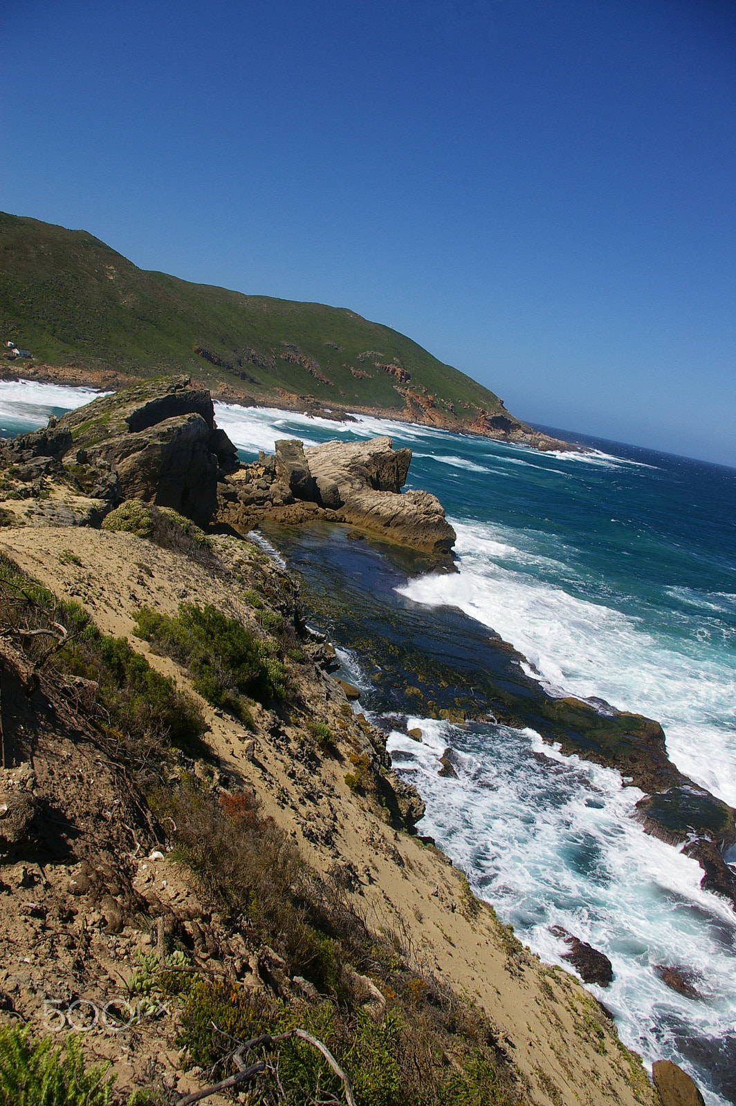 Pentax smc DA 18-55mm F3.5-5.6 AL sample photo. Robberg at a jaunty angle photography
