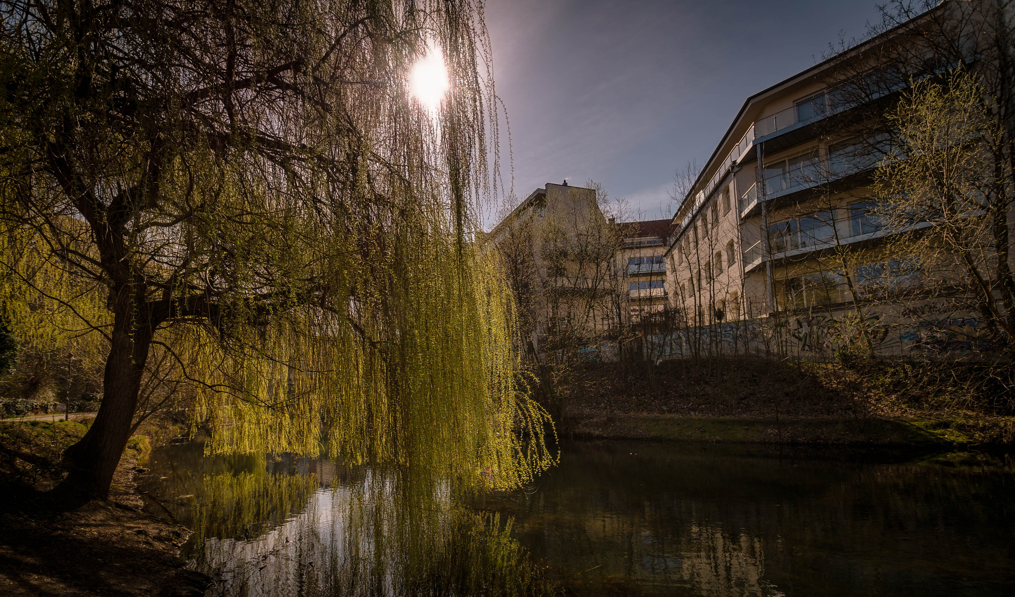 Sony SLT-A58 + Sigma 10-20mm F3.5 EX DC HSM sample photo. City rover bank photography