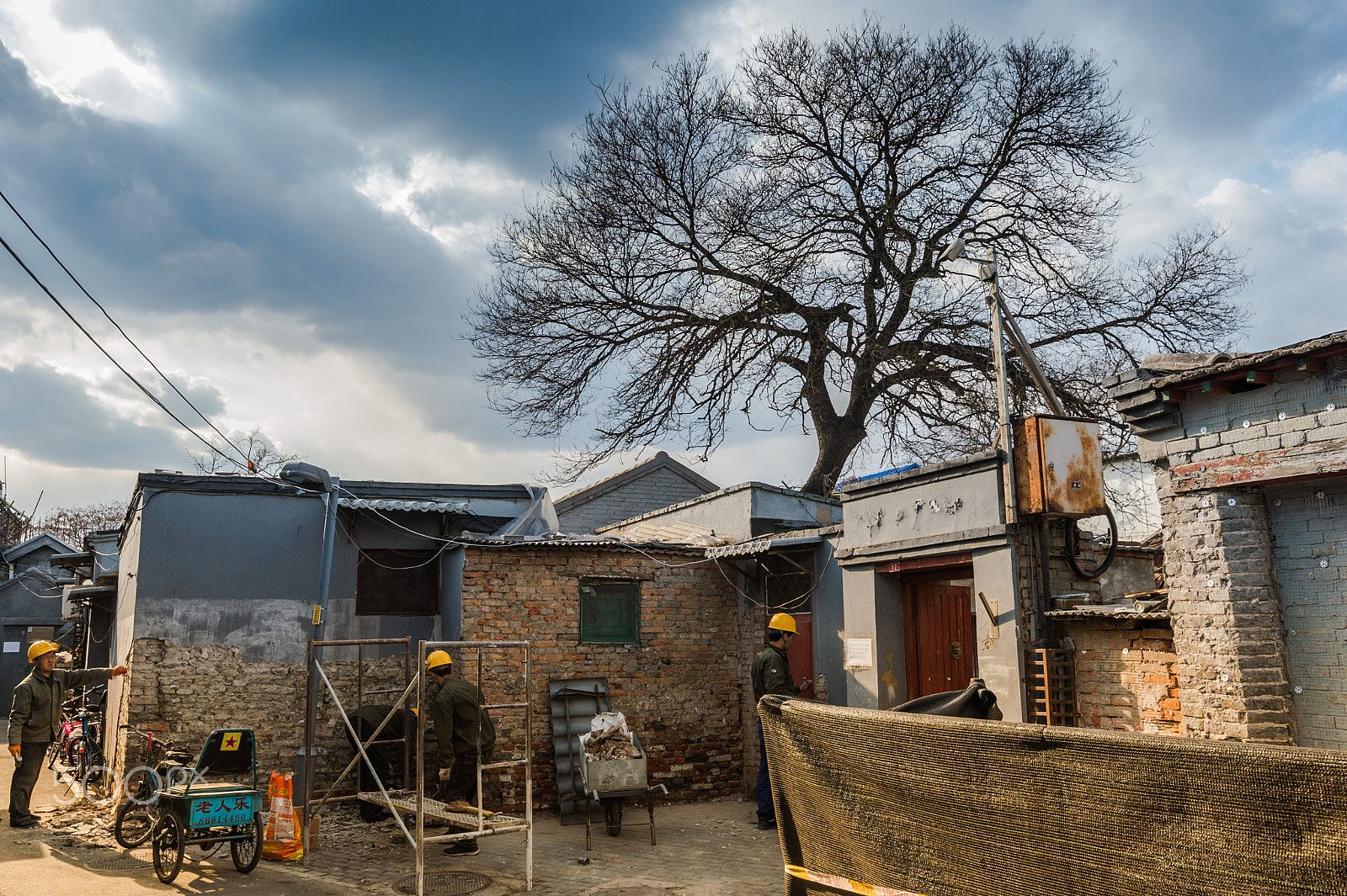 Nikon Df + Tamron SP 15-30mm F2.8 Di VC USD sample photo. Beijing's alley photography