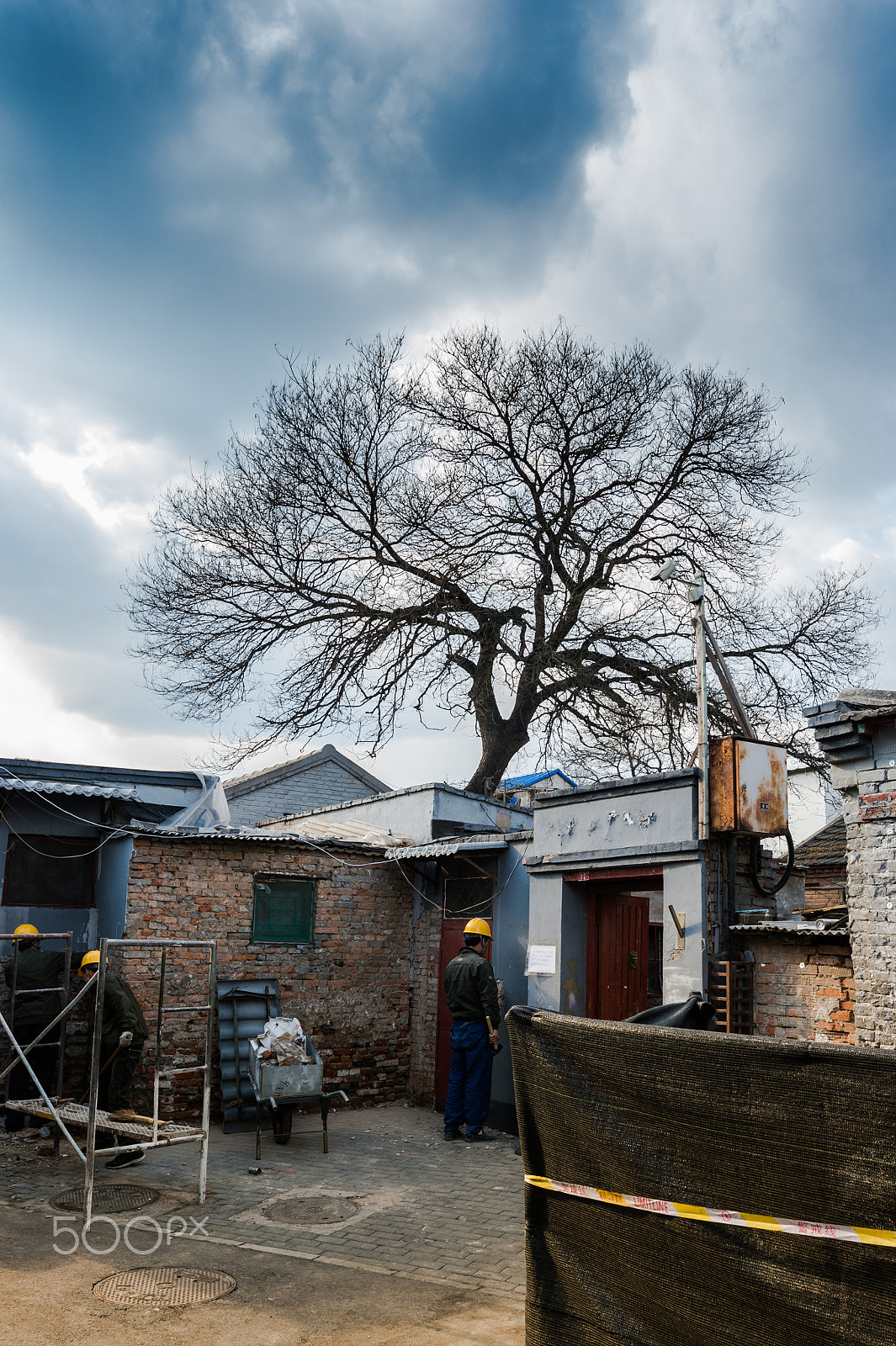 Nikon Df + Tamron SP 15-30mm F2.8 Di VC USD sample photo. Beijing's alley photography