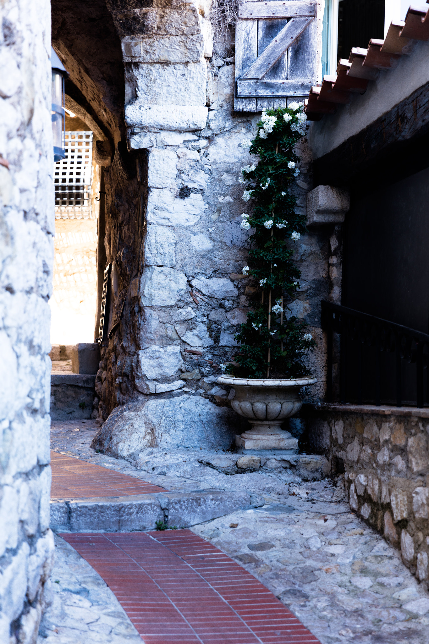 Canon EF 24-70mm F2.8L II USM sample photo. Edens arch photography