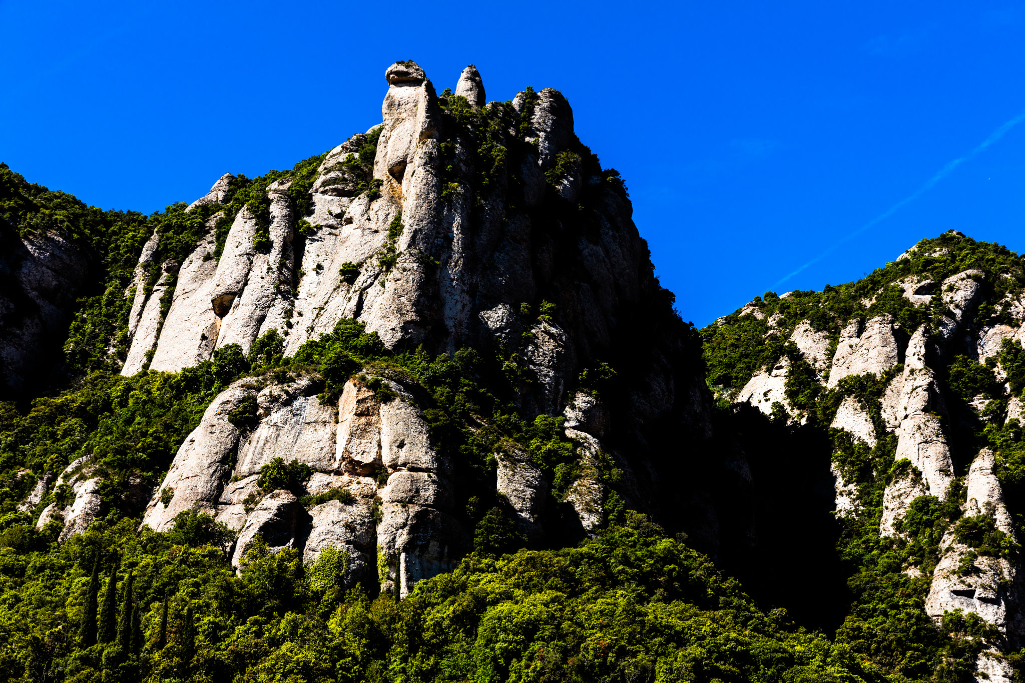Canon EF 24-70mm F2.8L II USM sample photo. Mountains of benedict monks photography