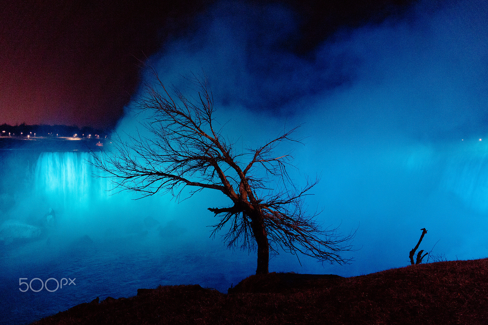 Canon EOS 80D + Canon EF 11-24mm F4L USM sample photo. The sentinel of niagara photography