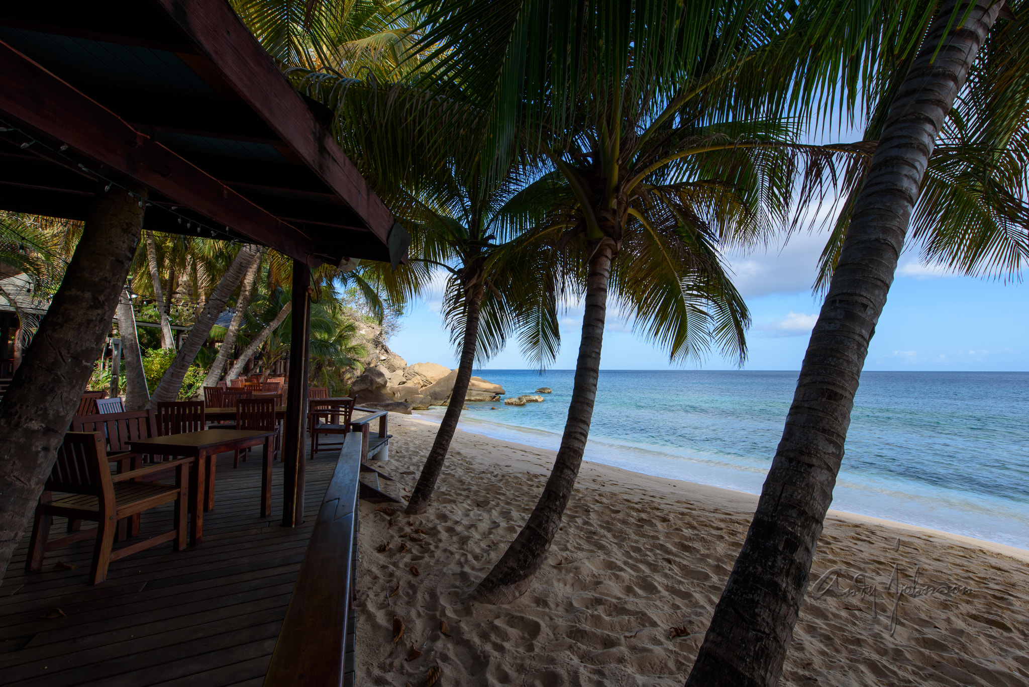 Nikon AF-S Nikkor 14-24mm F2.8G ED sample photo. Magazine beach photography