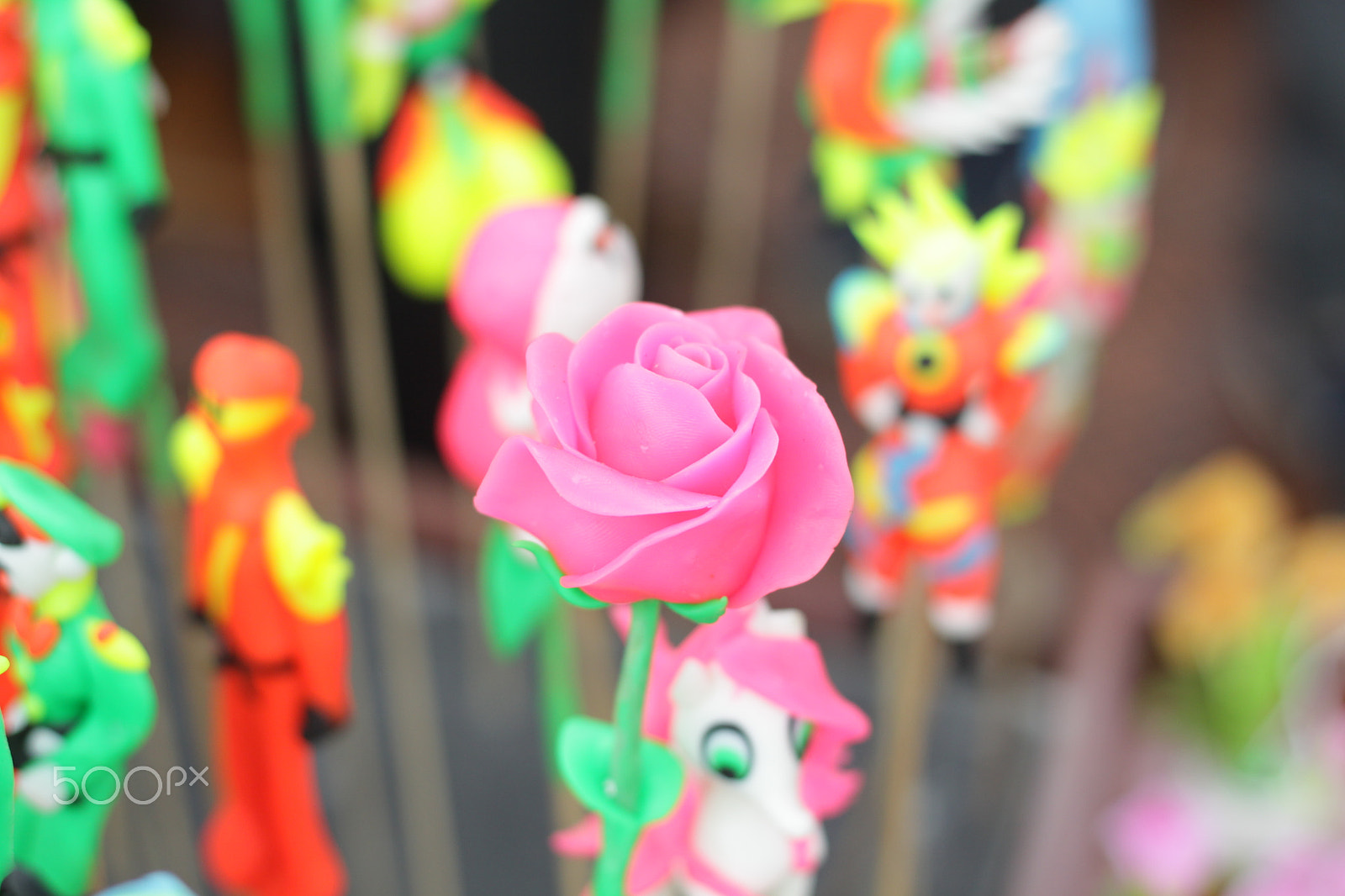 Canon EOS 50D + Canon EF 50mm F1.8 II sample photo. The flower is not real photography