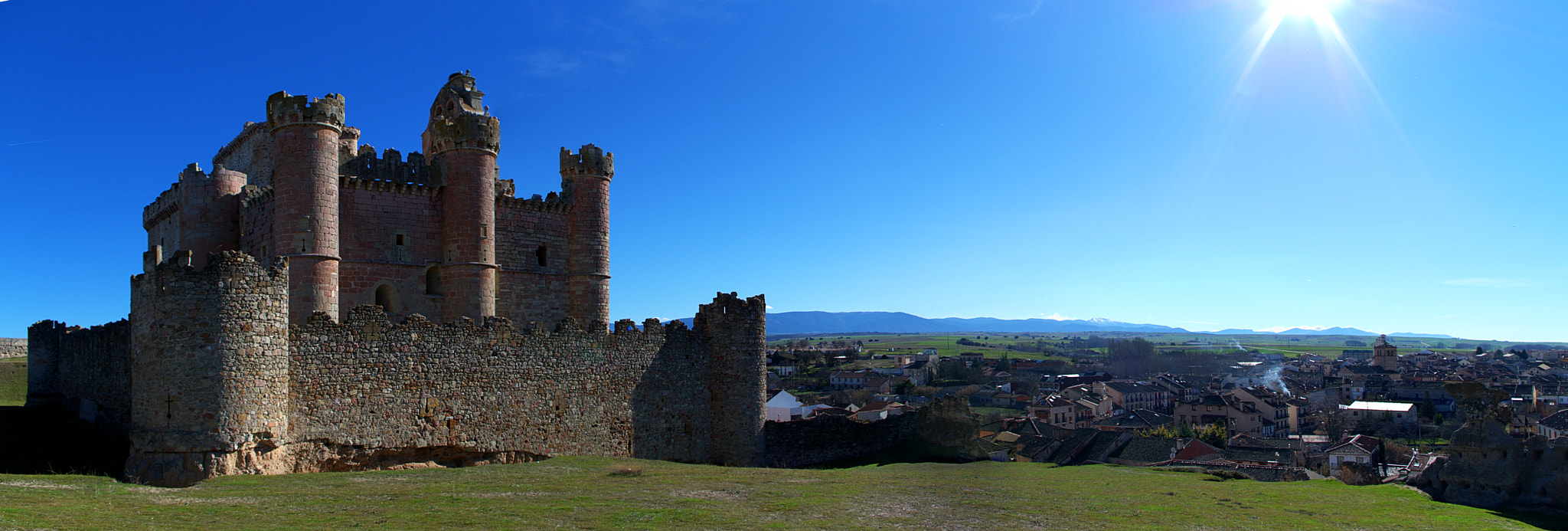 Pentax K-50 sample photo. Castillo de turégano photography