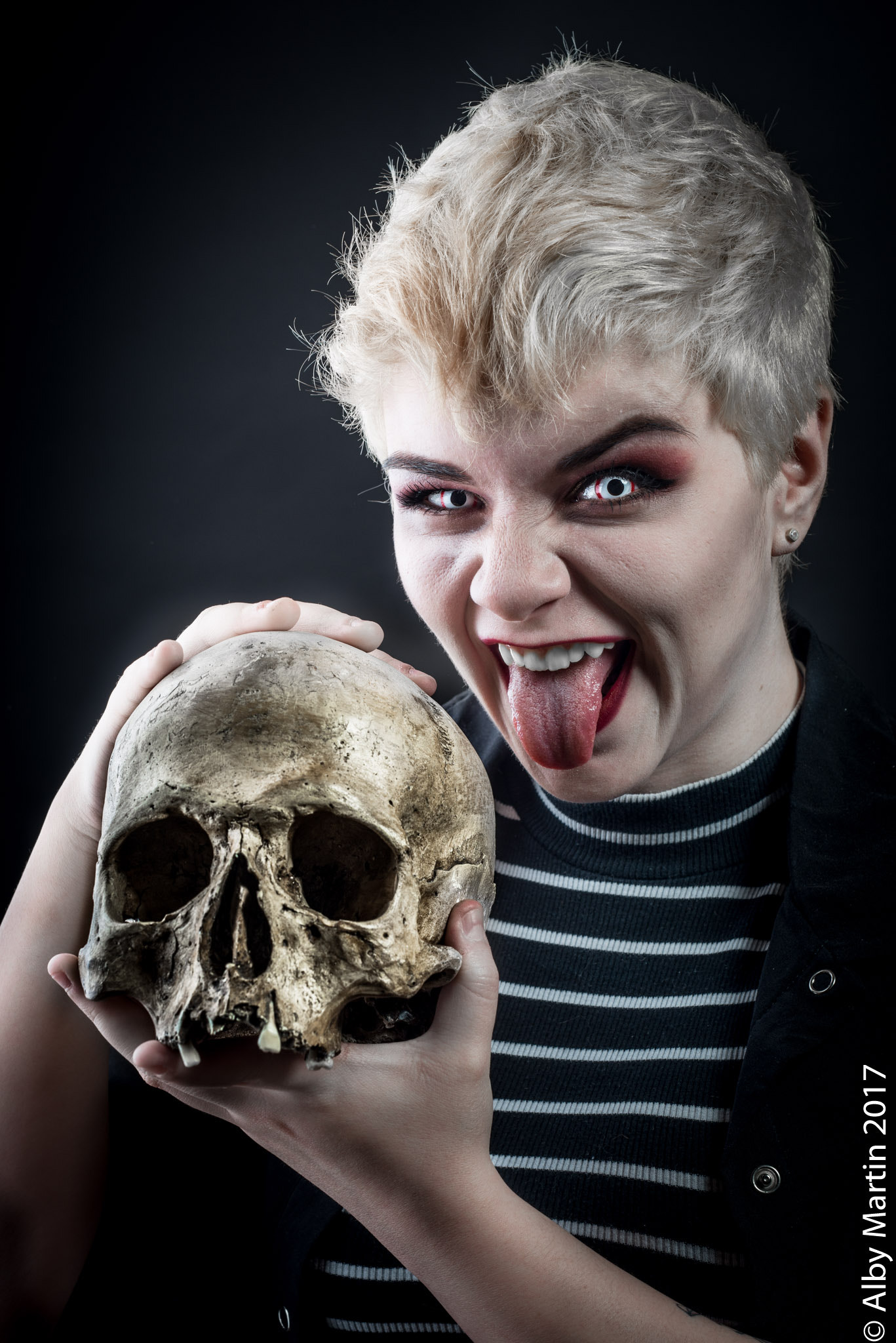 Nikon D800 + Sigma 50mm F1.4 DG HSM Art sample photo. A crazy cute vampire photography