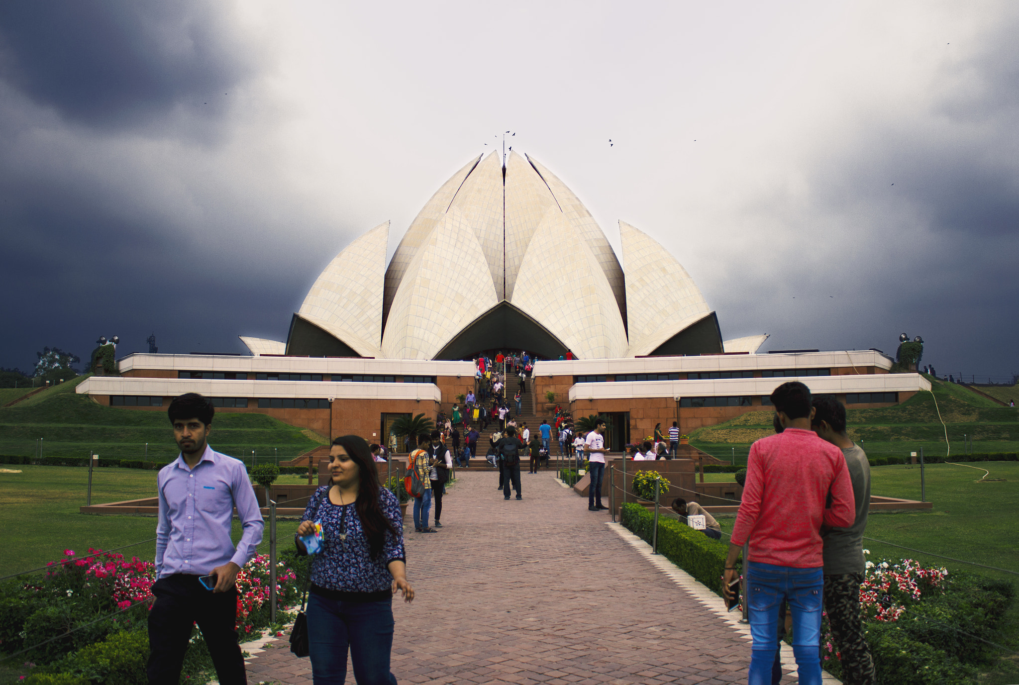 Canon EOS 600D (Rebel EOS T3i / EOS Kiss X5) sample photo. Bahai temple (lotus temple) - new delhi, india photography