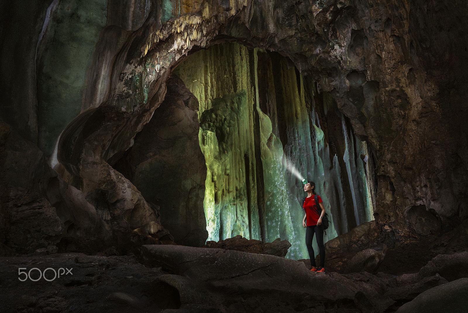 Nikon AF-S Nikkor 16-35mm F4G ED VR sample photo. Jade cave photography