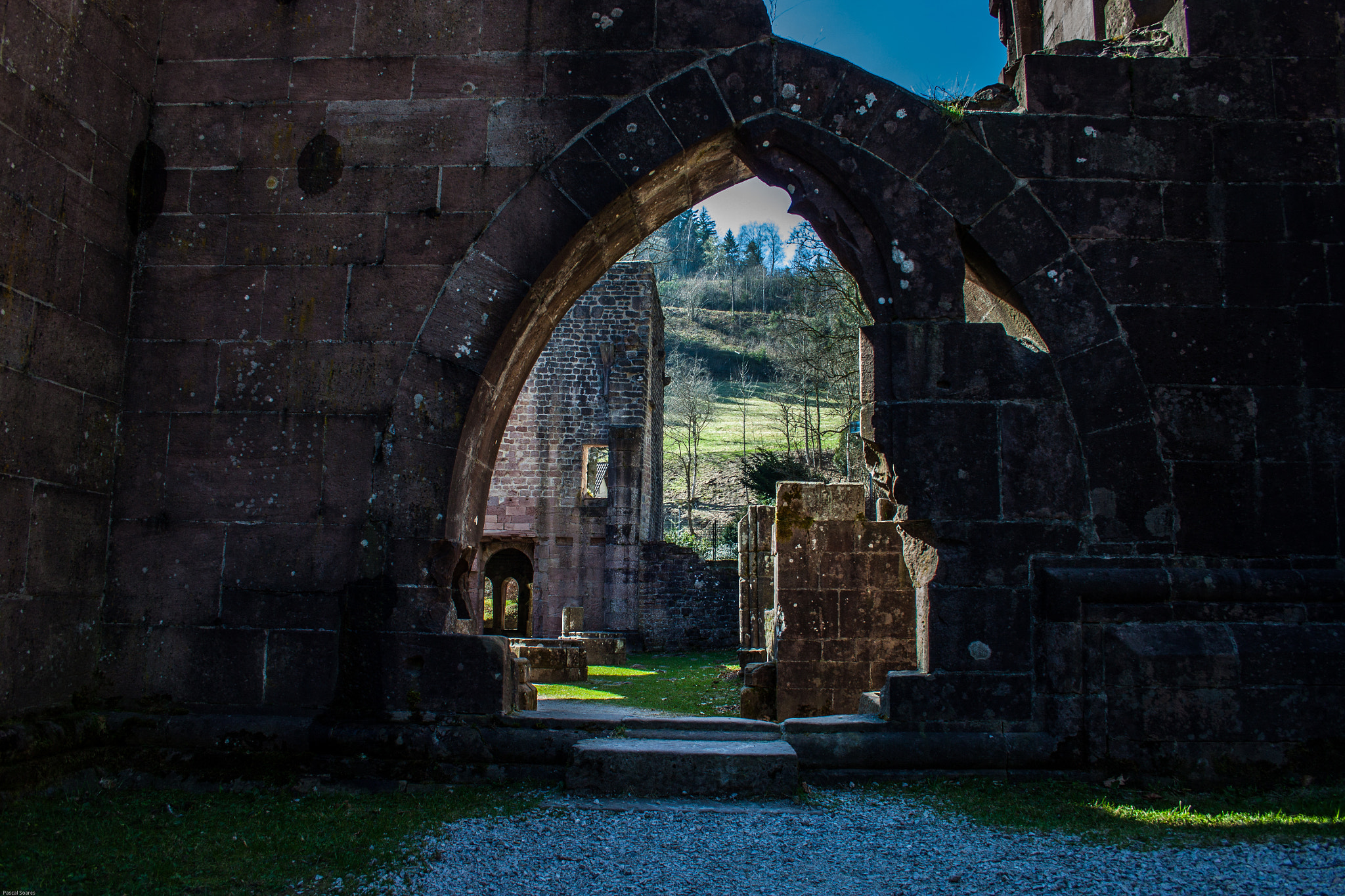 Canon EF-S 18-55mm F3.5-5.6 II sample photo. Torbogen am kloster photography