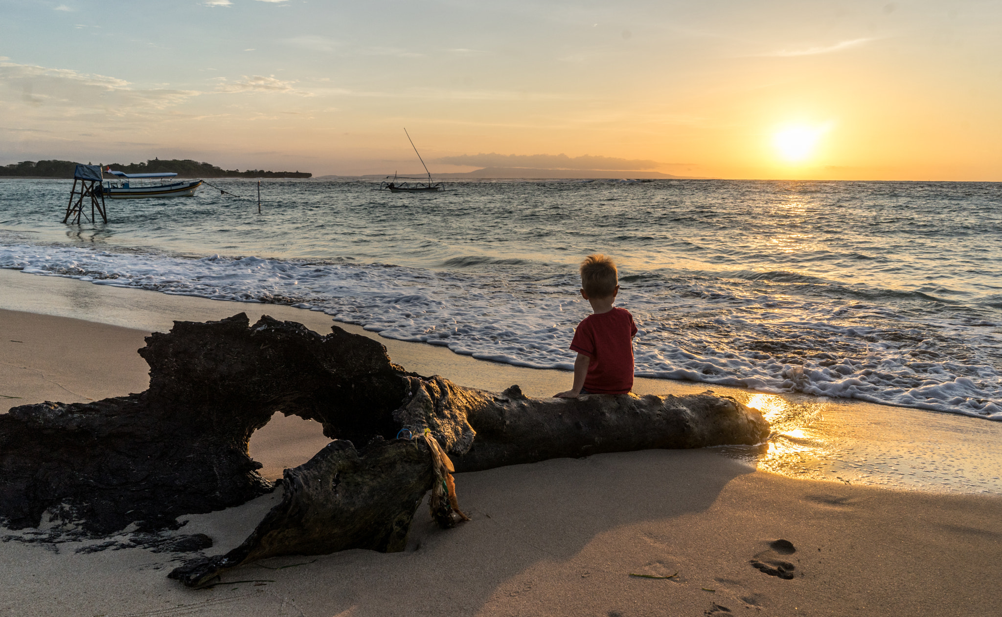 Sony a7 + Sony FE 28mm F2 sample photo. Contemplation photography