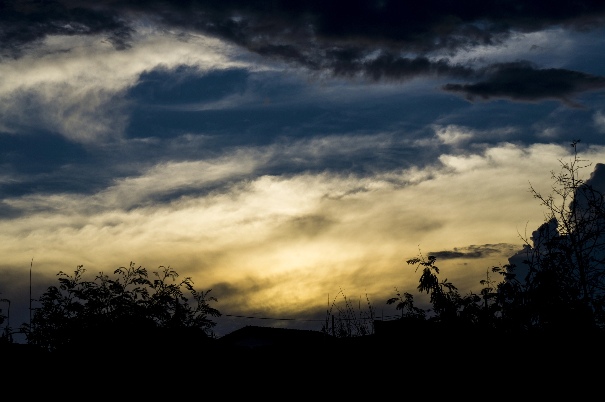 Sony E 55-210mm F4.5-6.3 OSS sample photo. Urban sunset photography