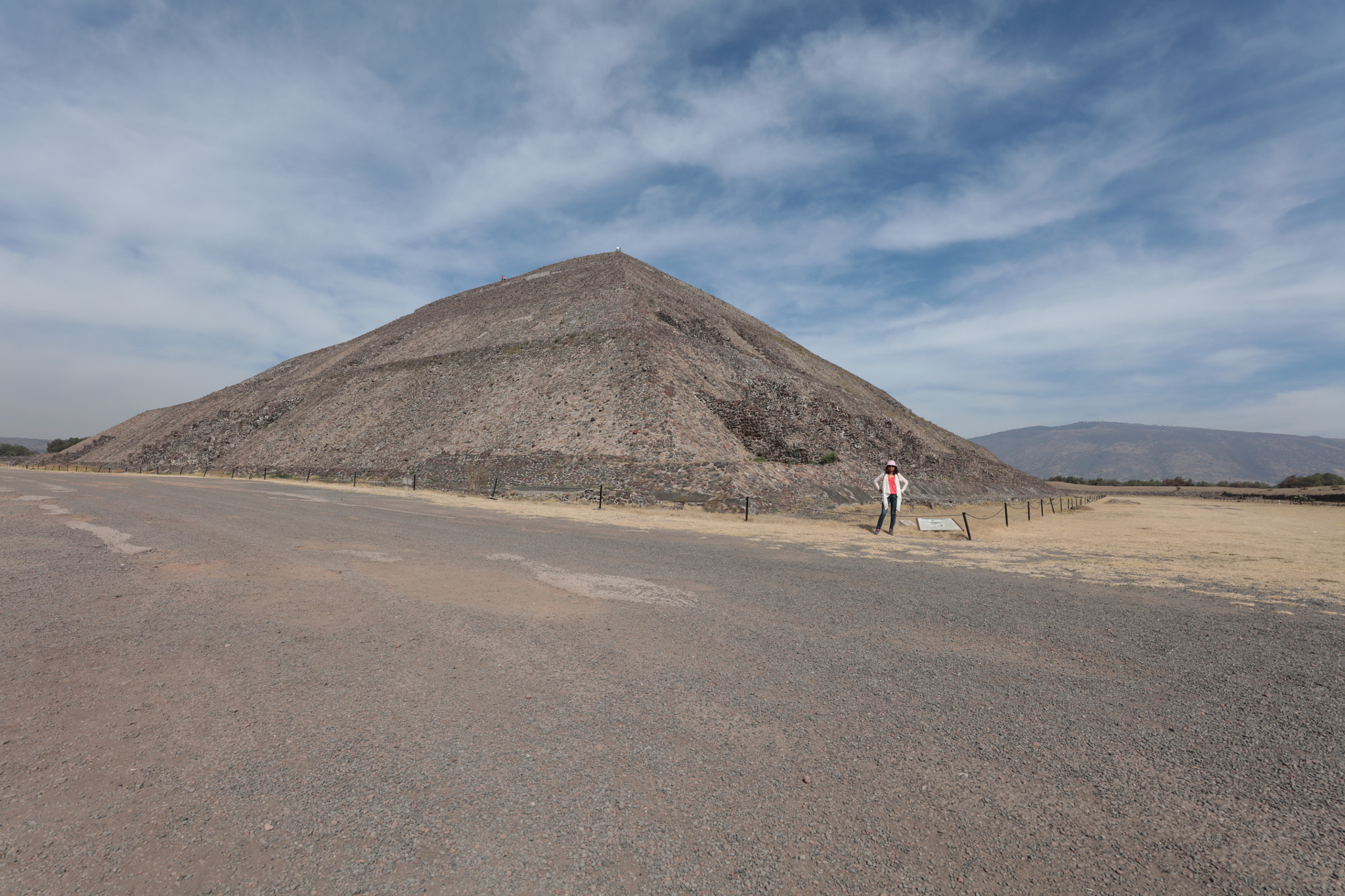 Canon EOS 5DS R + Canon EF 16-35mm F2.8L III USM sample photo. Teotihuacán, mexico. on a wonderful morning. photography