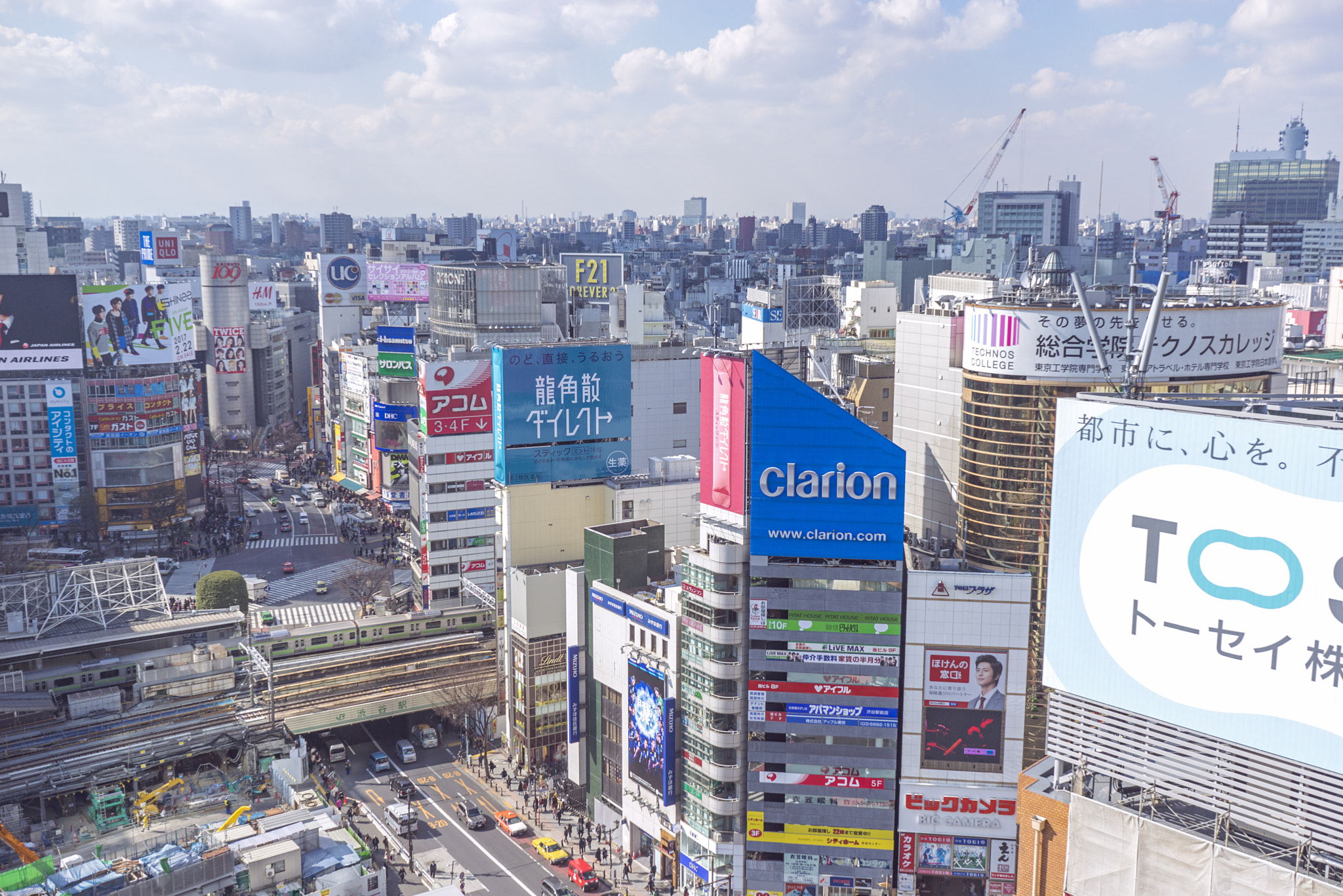 Sony a7R + Sony FE 28-70mm F3.5-5.6 OSS sample photo. Shibuya, tokyo photography