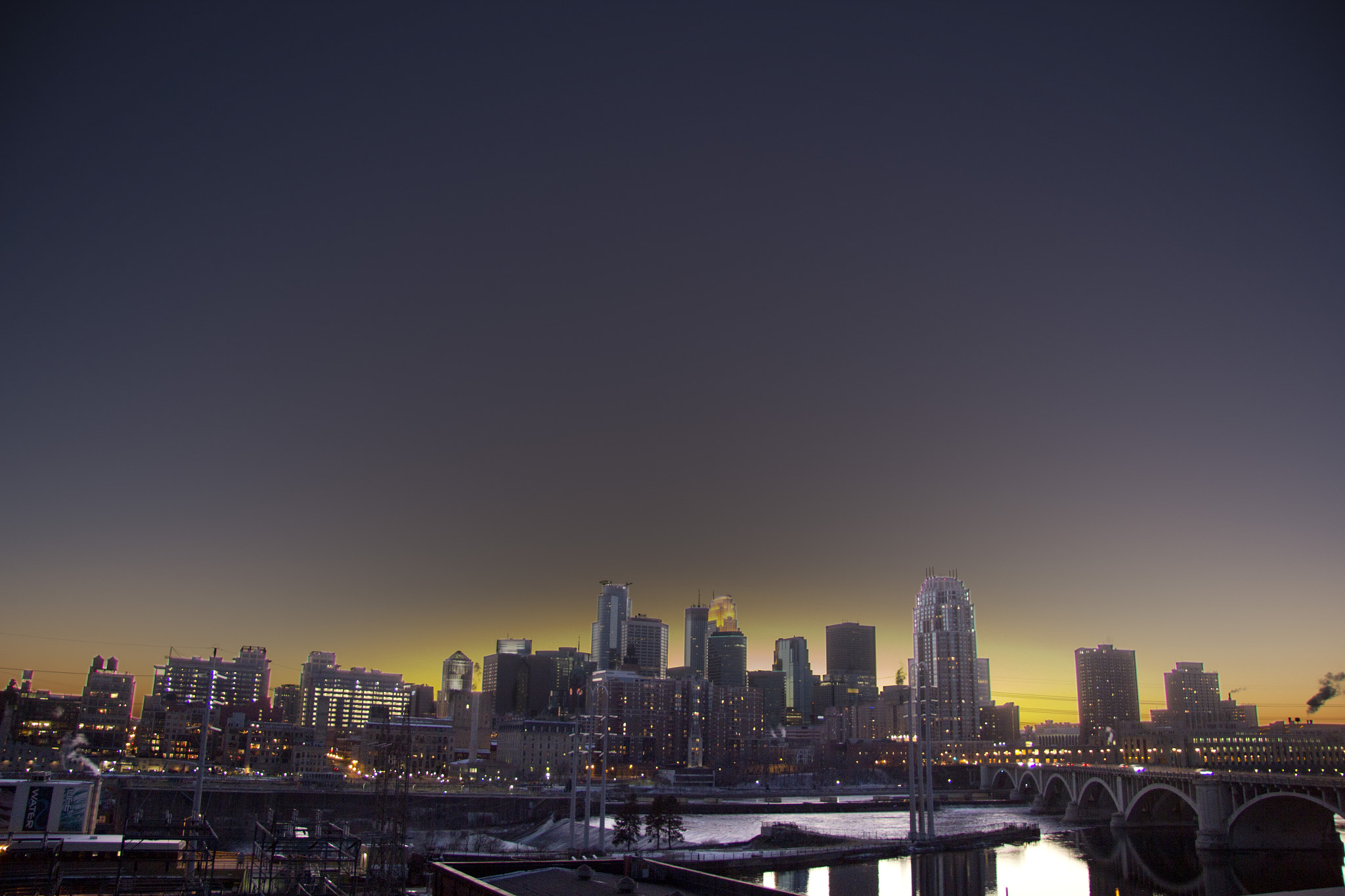 Canon EOS 60D + Canon EF-S 17-85mm F4-5.6 IS USM sample photo. Minneapolis skyline photography