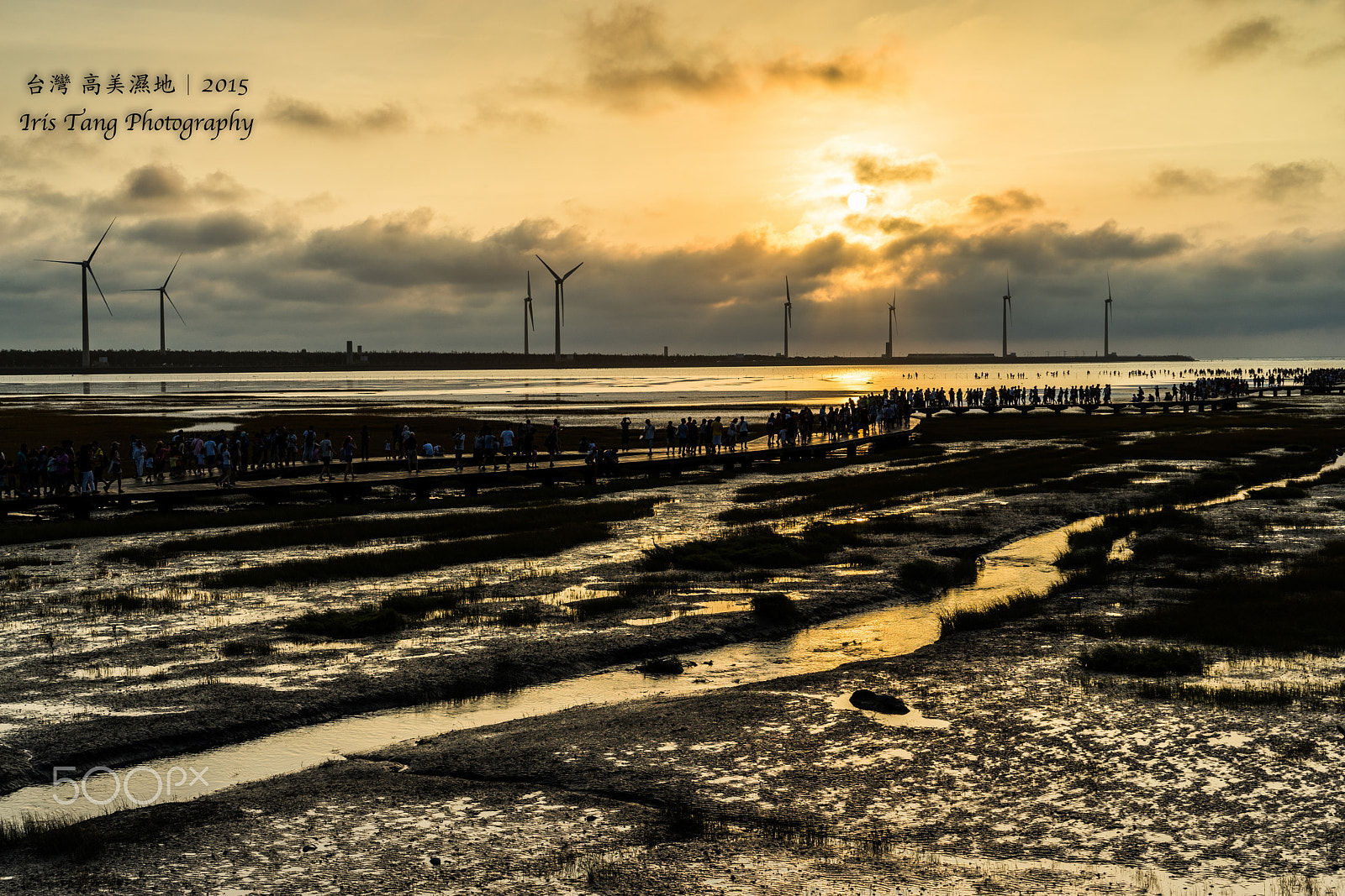 Sony a7 + Sony Vario Tessar T* FE 24-70mm F4 ZA OSS sample photo. Magic hour photography