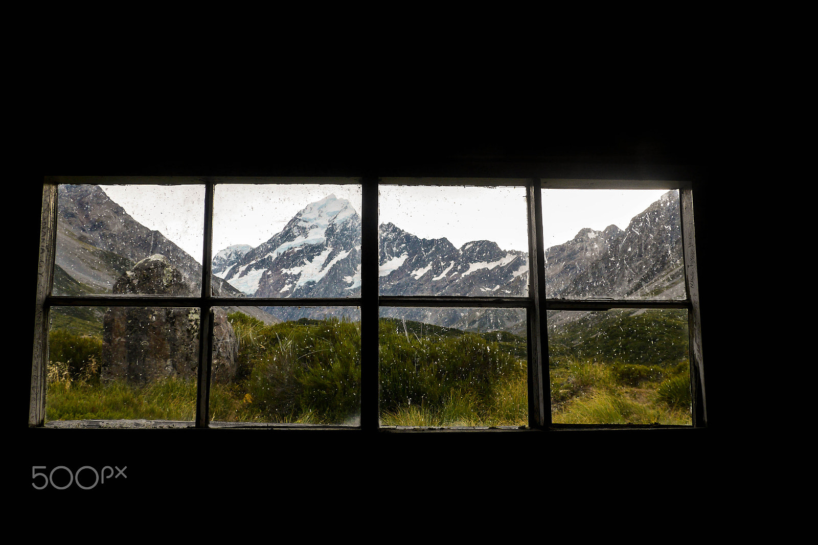 Panasonic Lumix DMC-GH3 sample photo. Through the window photography