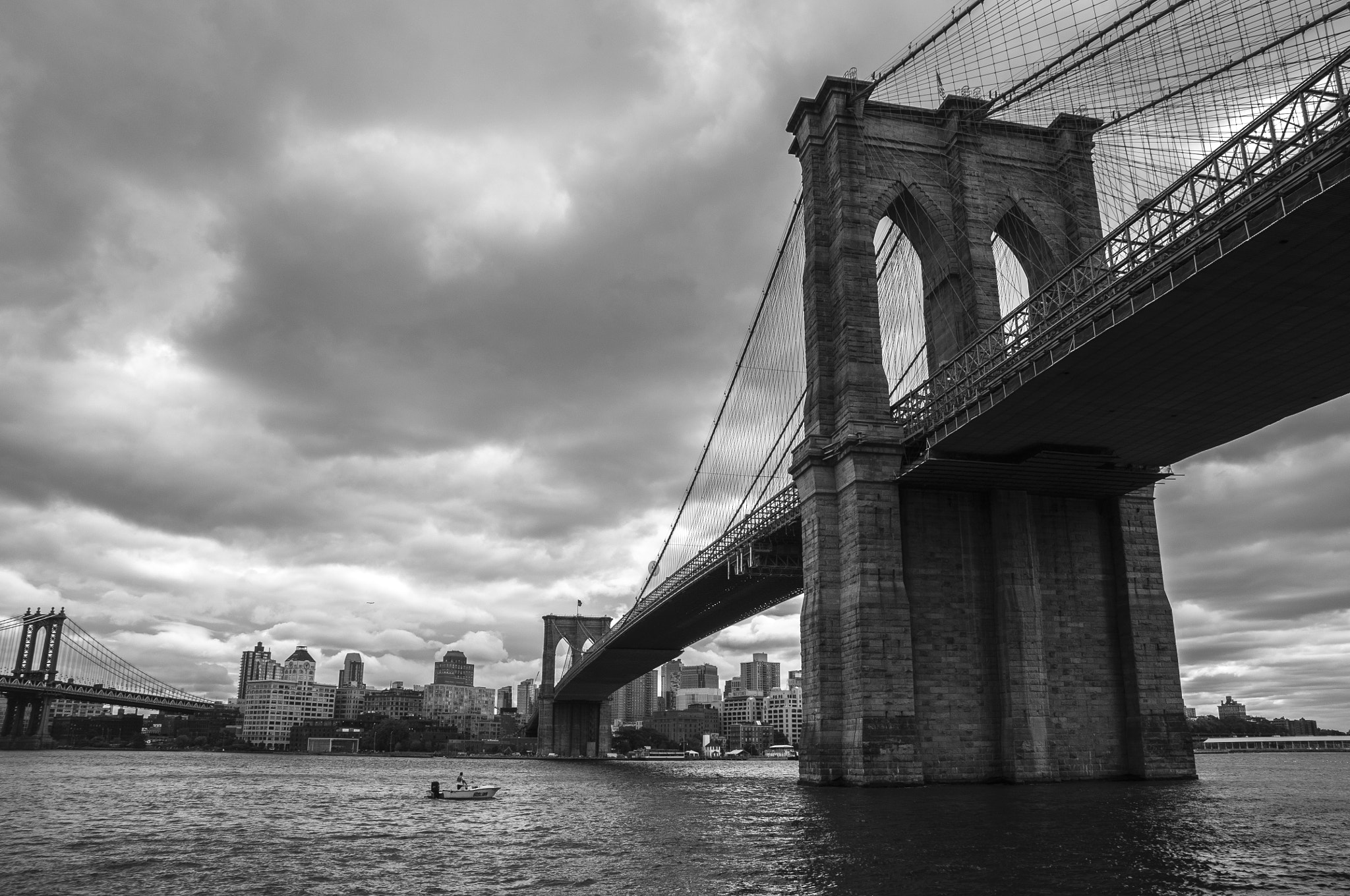 Sigma 17-70mm F2.8-4 DC Macro OS HSM sample photo. Brooklyn bridge photography