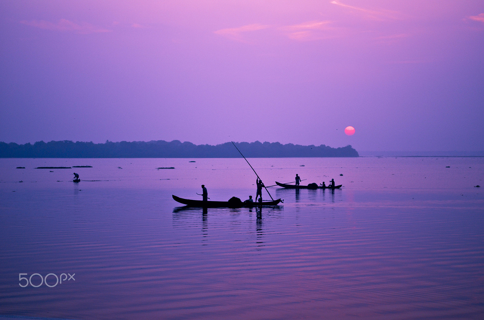 Nikon D5100 + Nikon AF Nikkor 24mm F2.8D sample photo. Dawn of the sun photography