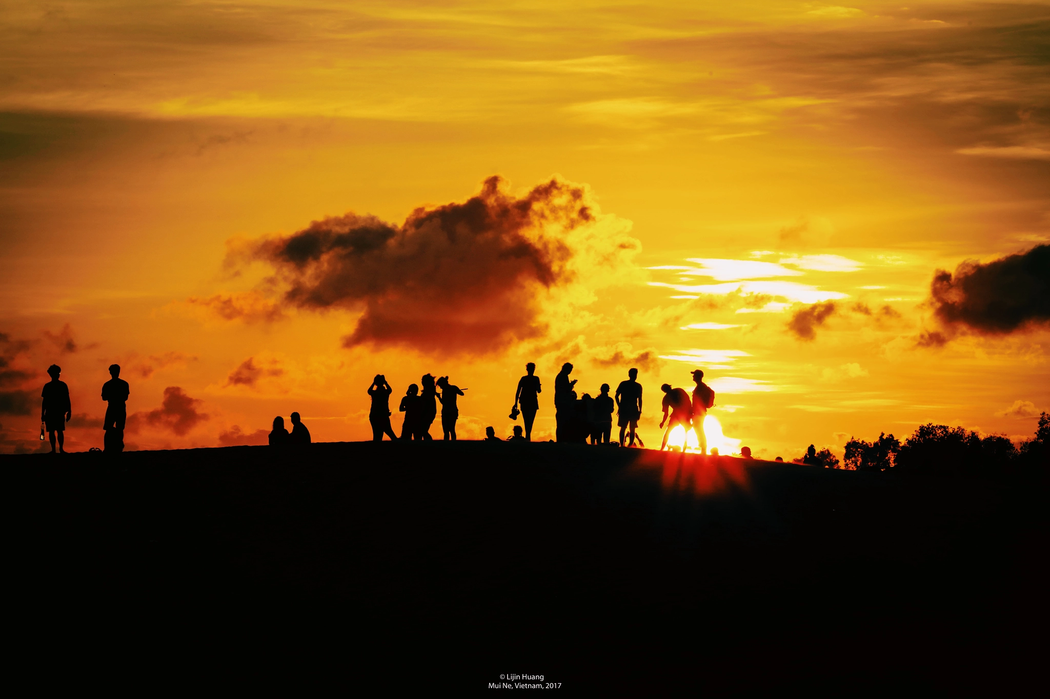 Canon EOS 5DS sample photo. Sunset on the dune photography