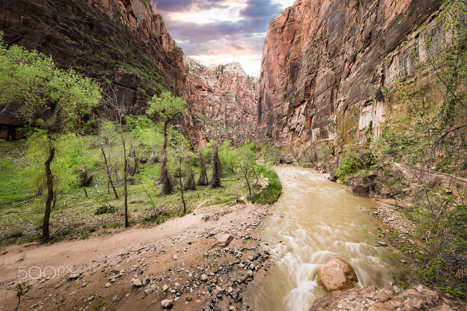 Canon EOS 6D + Canon EF 11-24mm F4L USM sample photo. The narrows photography