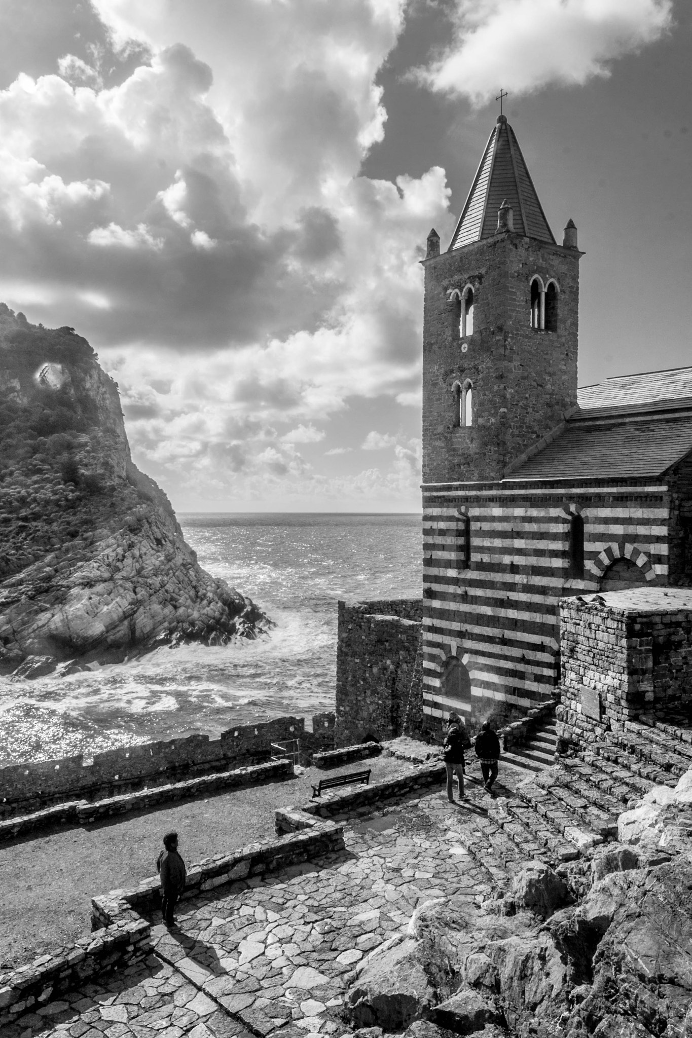 Canon EF-S 18-55mm F3.5-5.6 IS sample photo. Portovenere photography