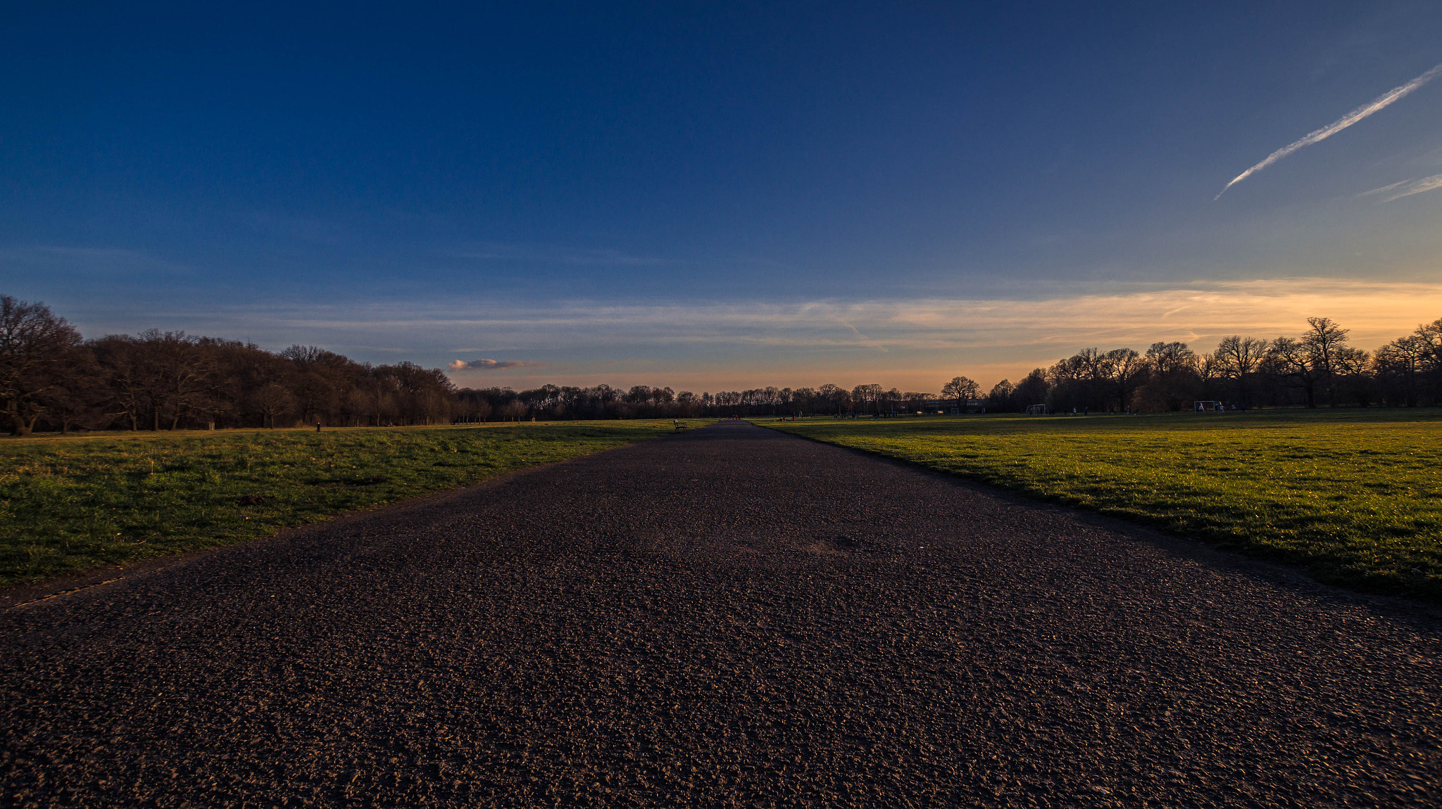 Sony SLT-A58 + Sigma 10-20mm F3.5 EX DC HSM sample photo. City parks photography