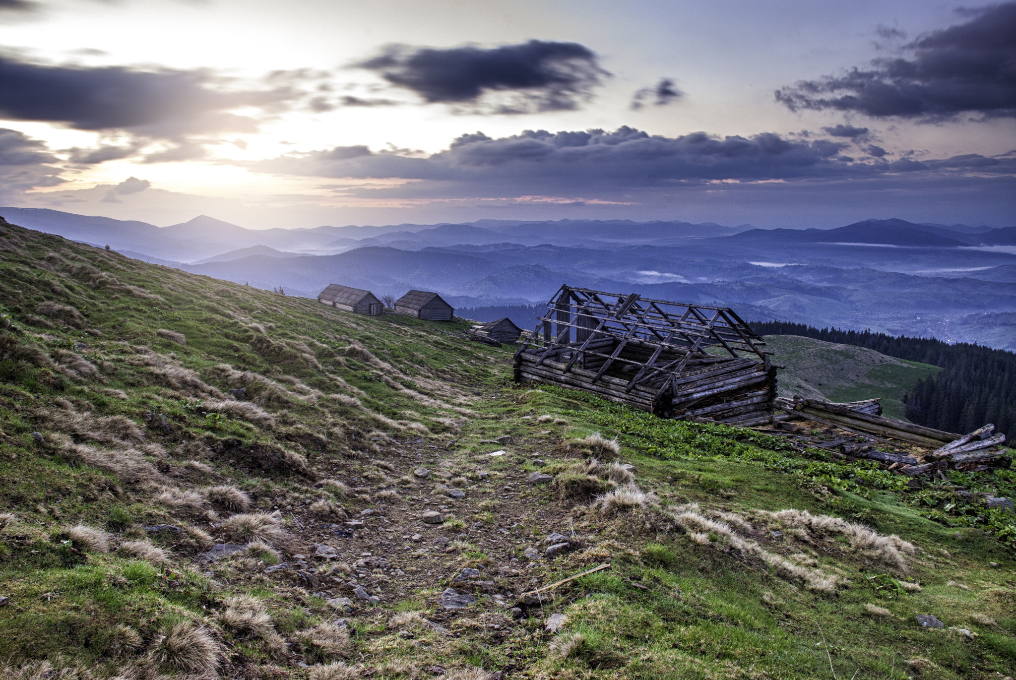 Nikon D200 sample photo. Sunrise in carpathians photography