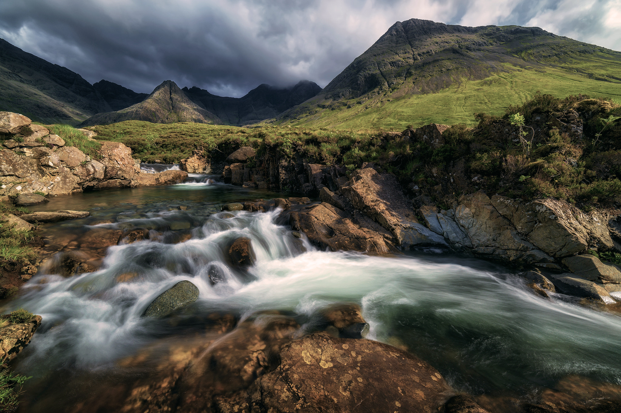 Samyang 14mm F2.8 ED AS IF UMC sample photo. - cloud gap - photography