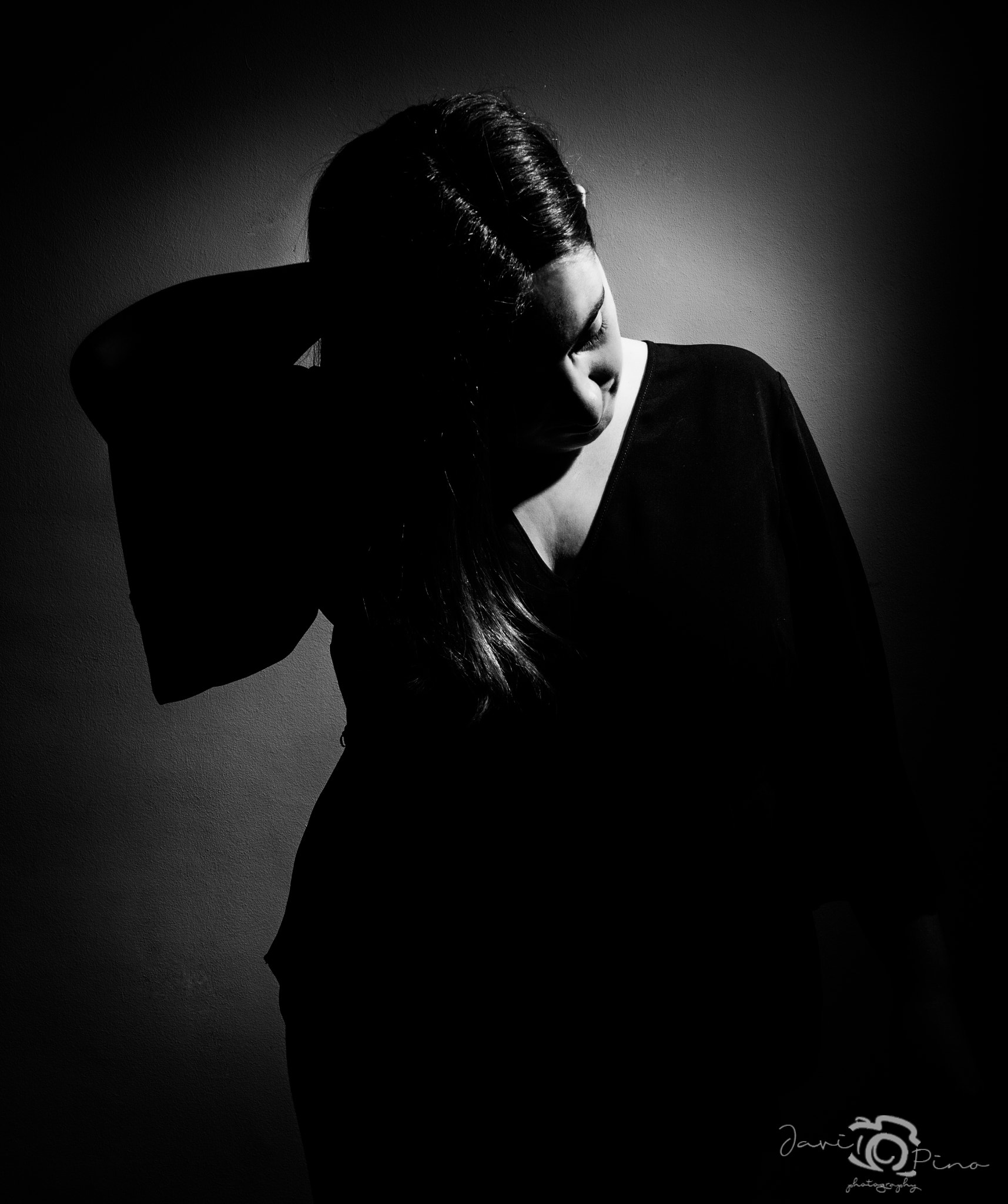 Nikon D7100 + Sigma 18-35mm F1.8 DC HSM Art sample photo. One light photography