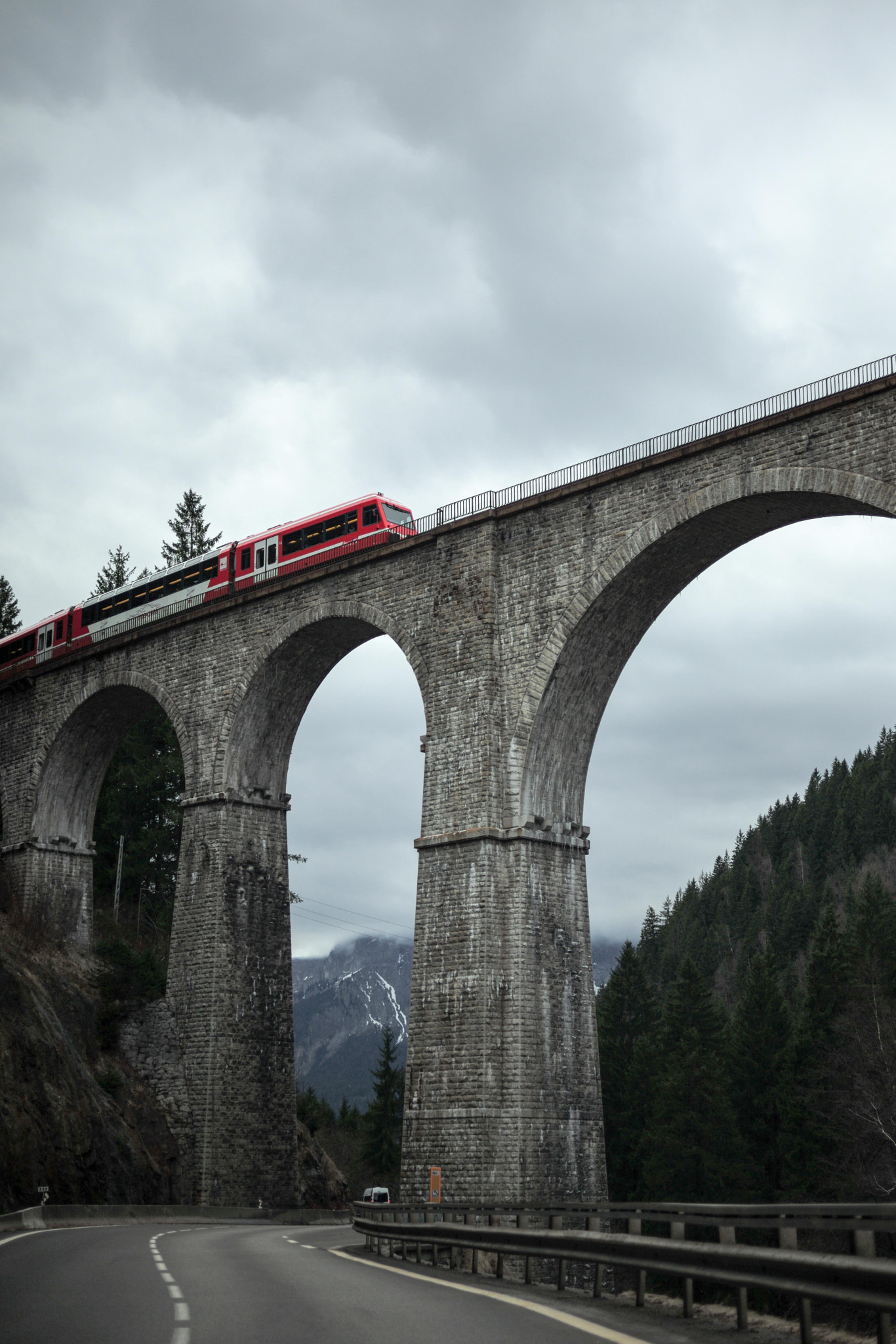 Summicron-M 1:2/50 sample photo. Train - old bridge - highway - france - vol. 2 photography