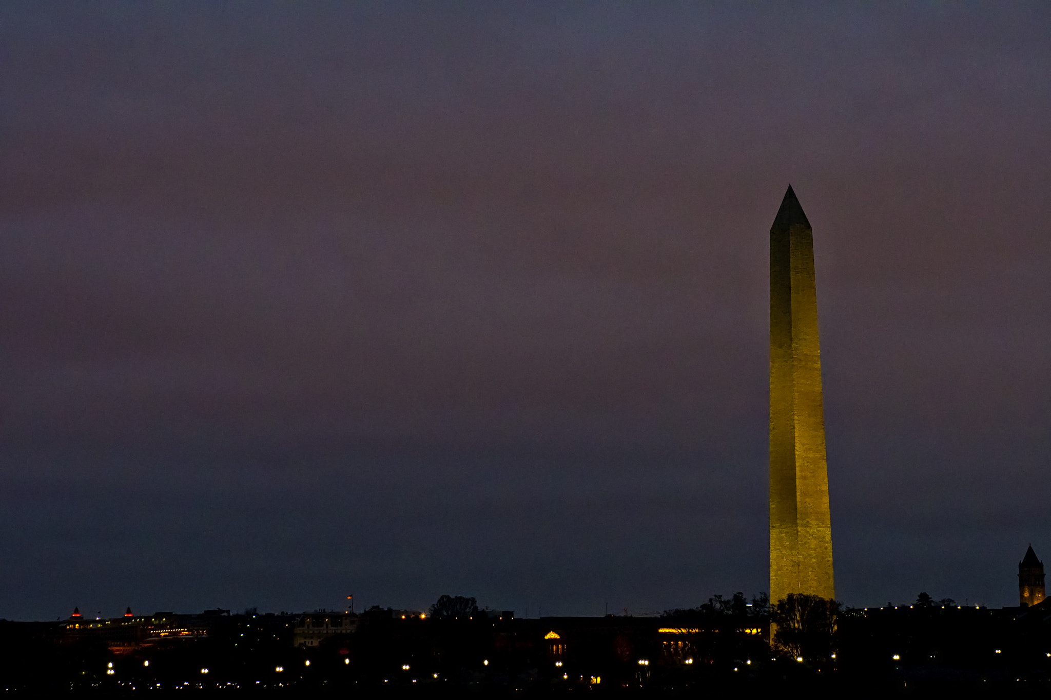 Nikon AF-S Nikkor 24-70mm F2.8G ED sample photo. Monument before dawn photography