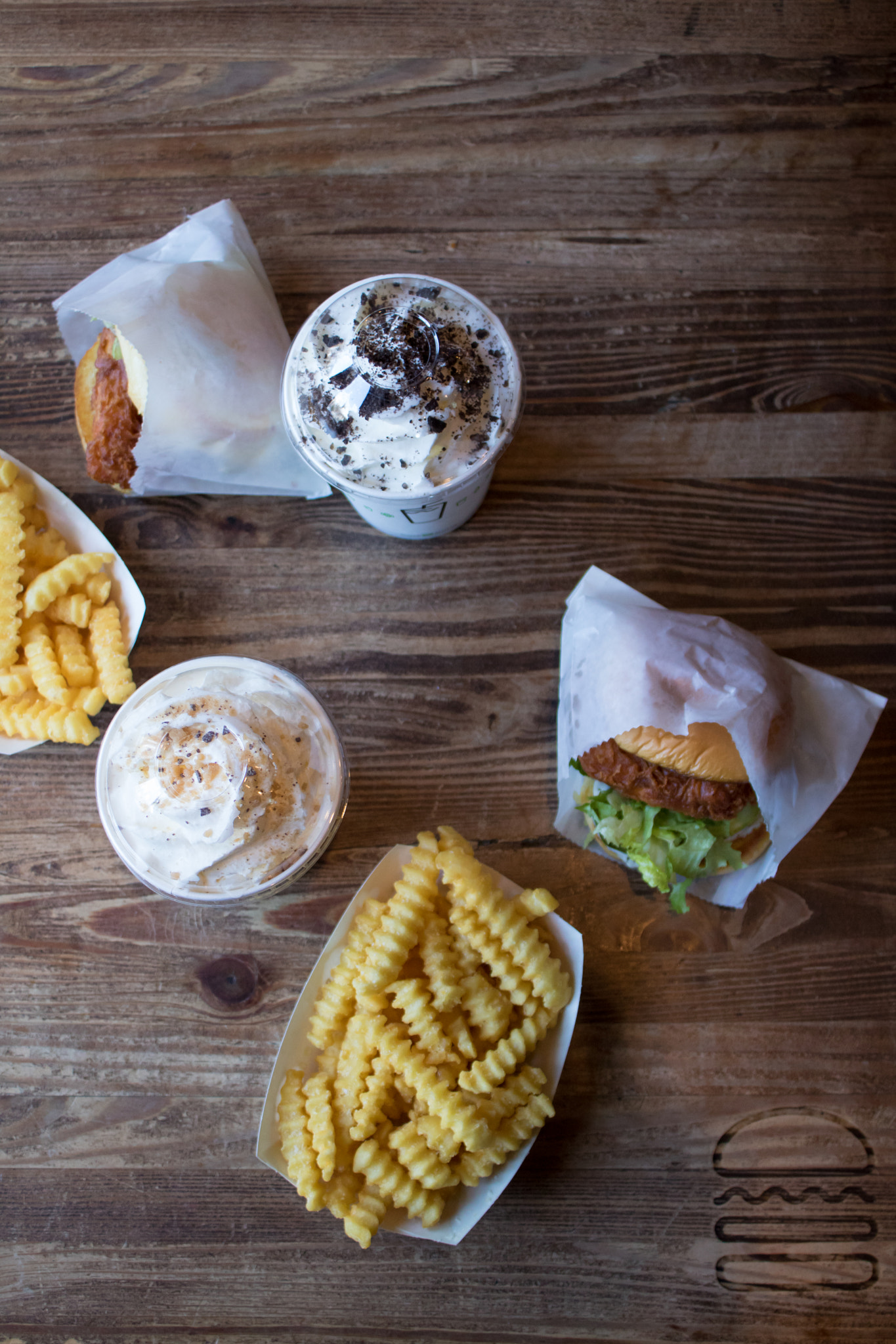 Canon EOS 750D (EOS Rebel T6i / EOS Kiss X8i) sample photo. Shake shake shake shack photography