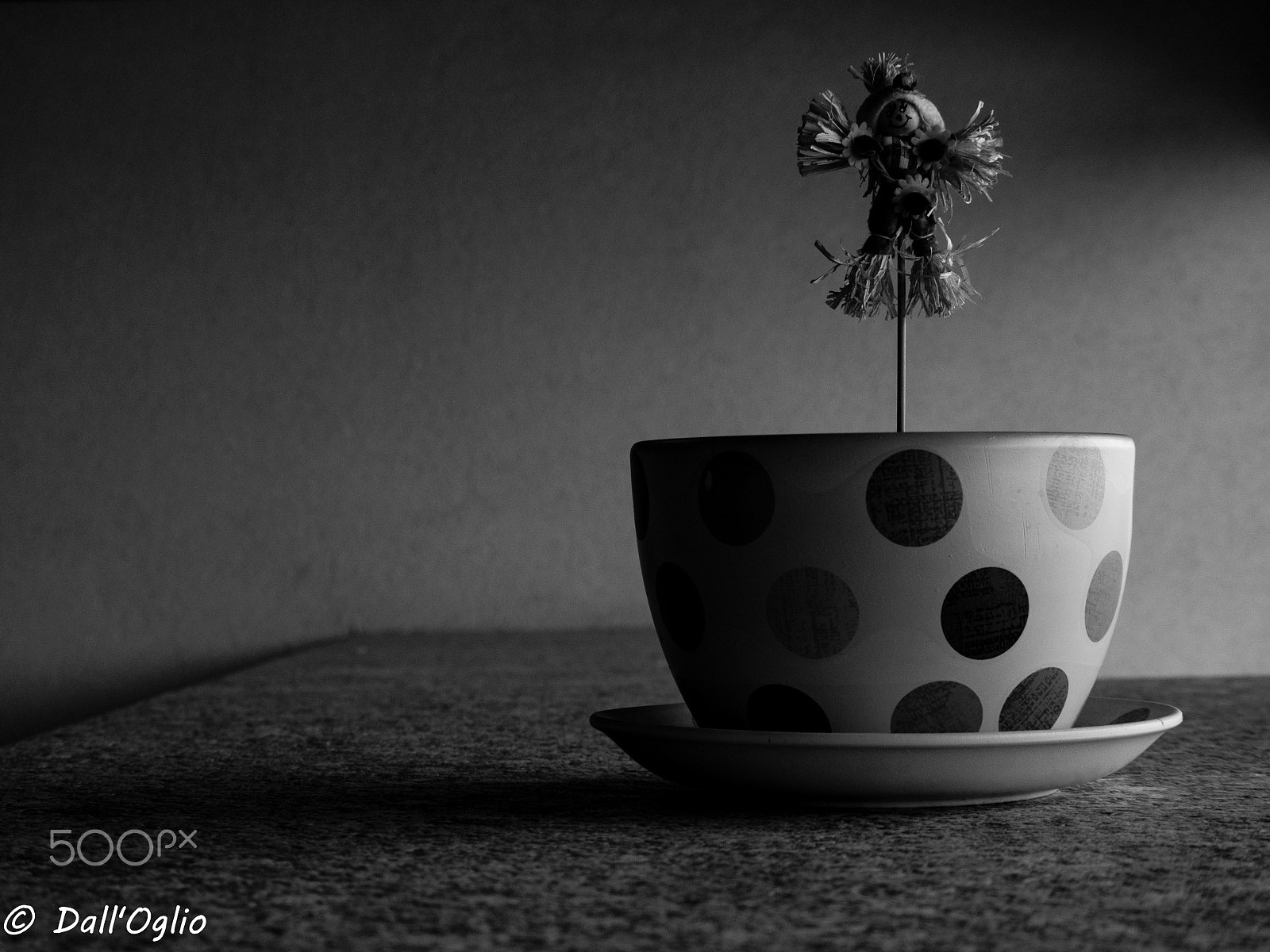Olympus OM-D E-M10 II sample photo. Lonely scarecrow photography