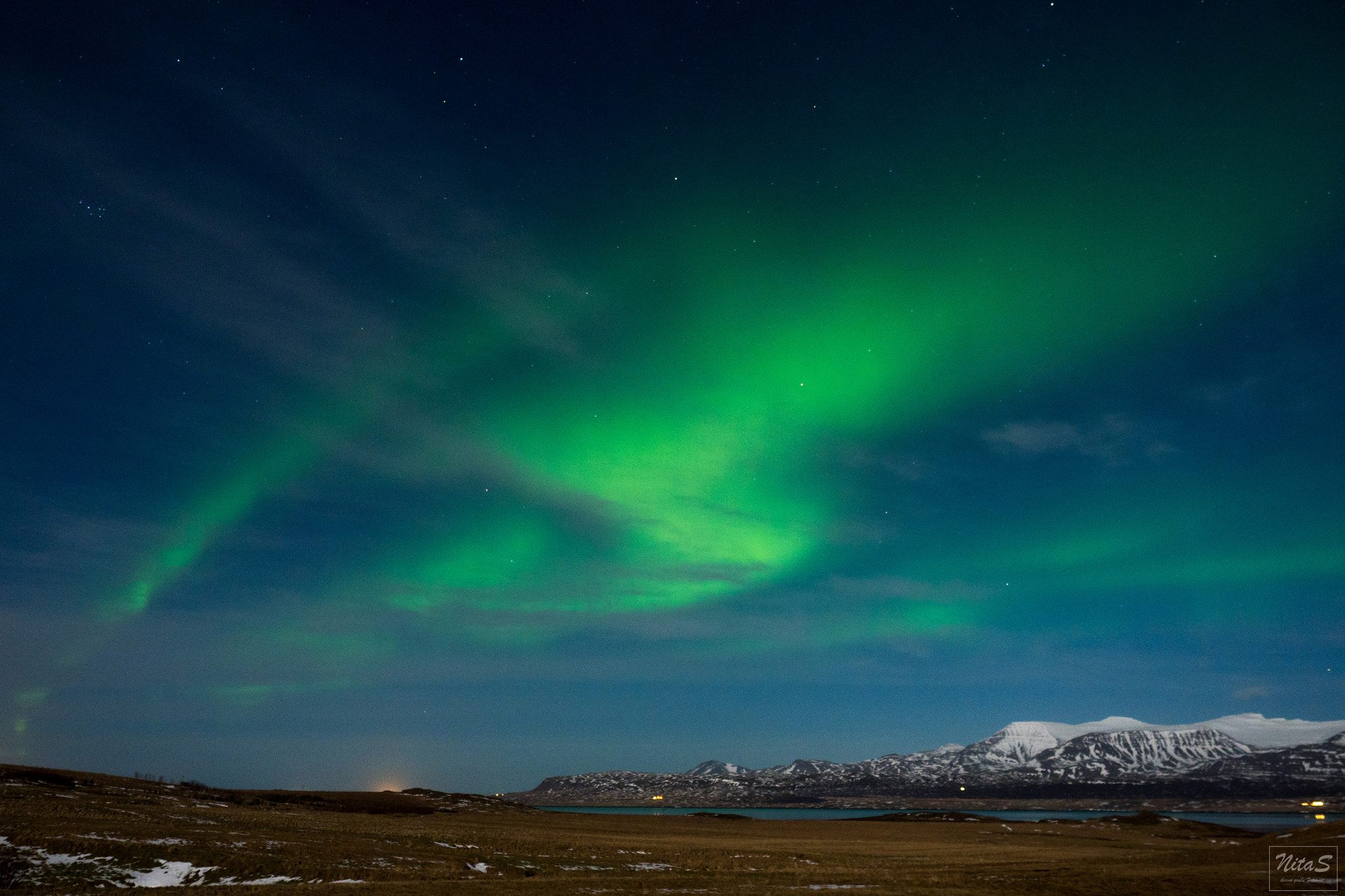 Olympus OM-D E-M1 Mark II + Olympus M.Zuiko Digital ED 12-40mm F2.8 Pro sample photo. Northern lights photography