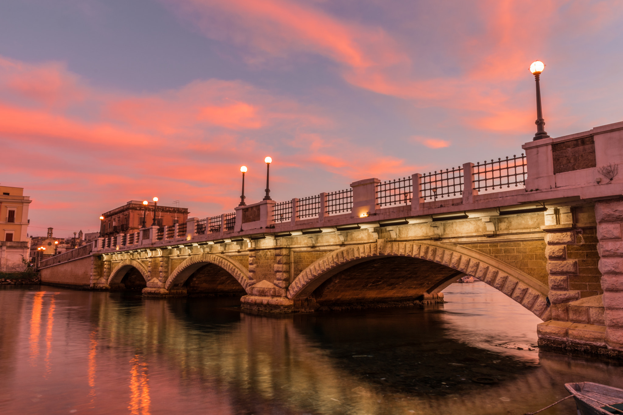 Nikon D5500 + Sigma 17-70mm F2.8-4 DC Macro OS HSM | C sample photo. Stone bridge photography